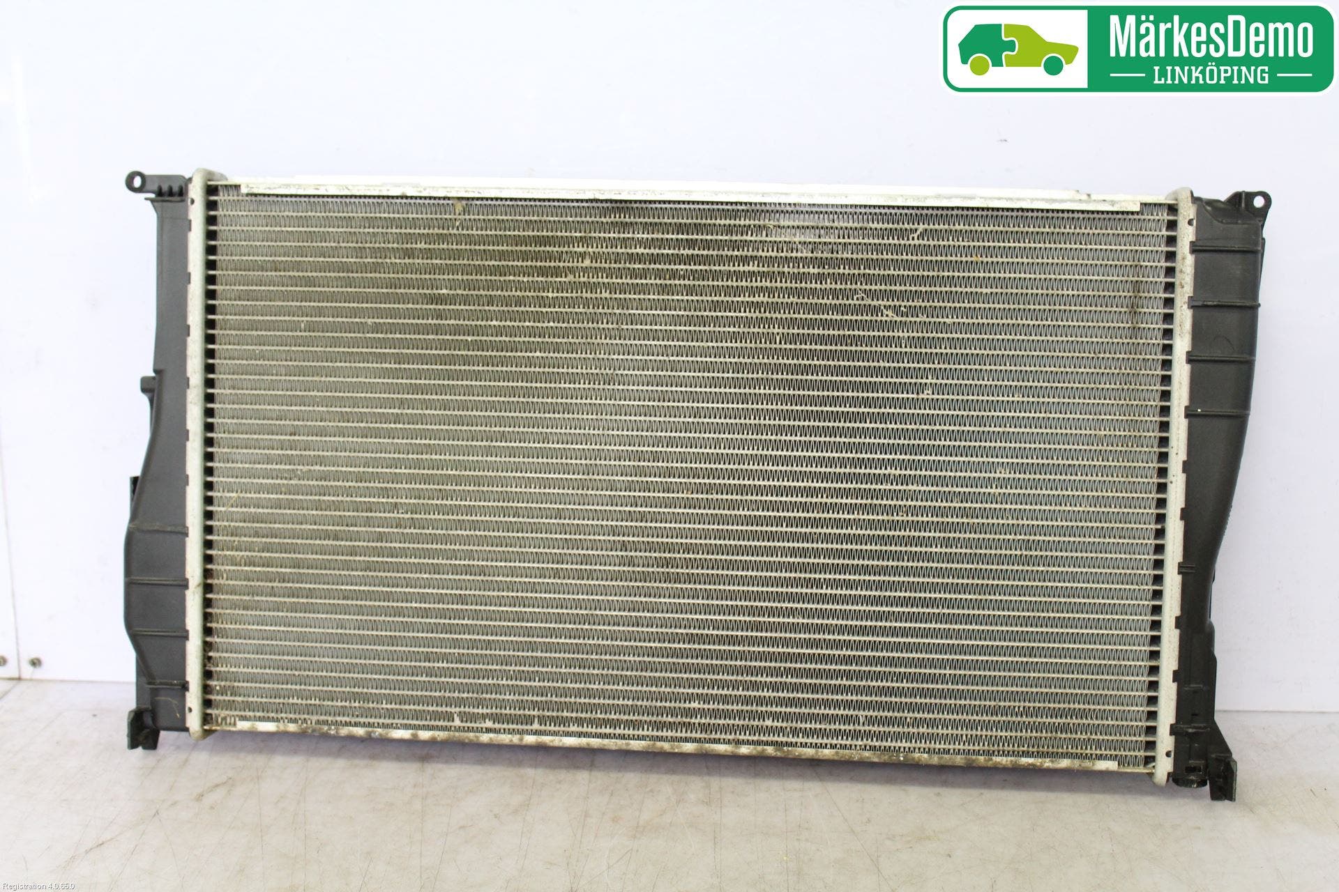 BMW 3 E90/91 SED/TOU 05-12 Kylare Aut