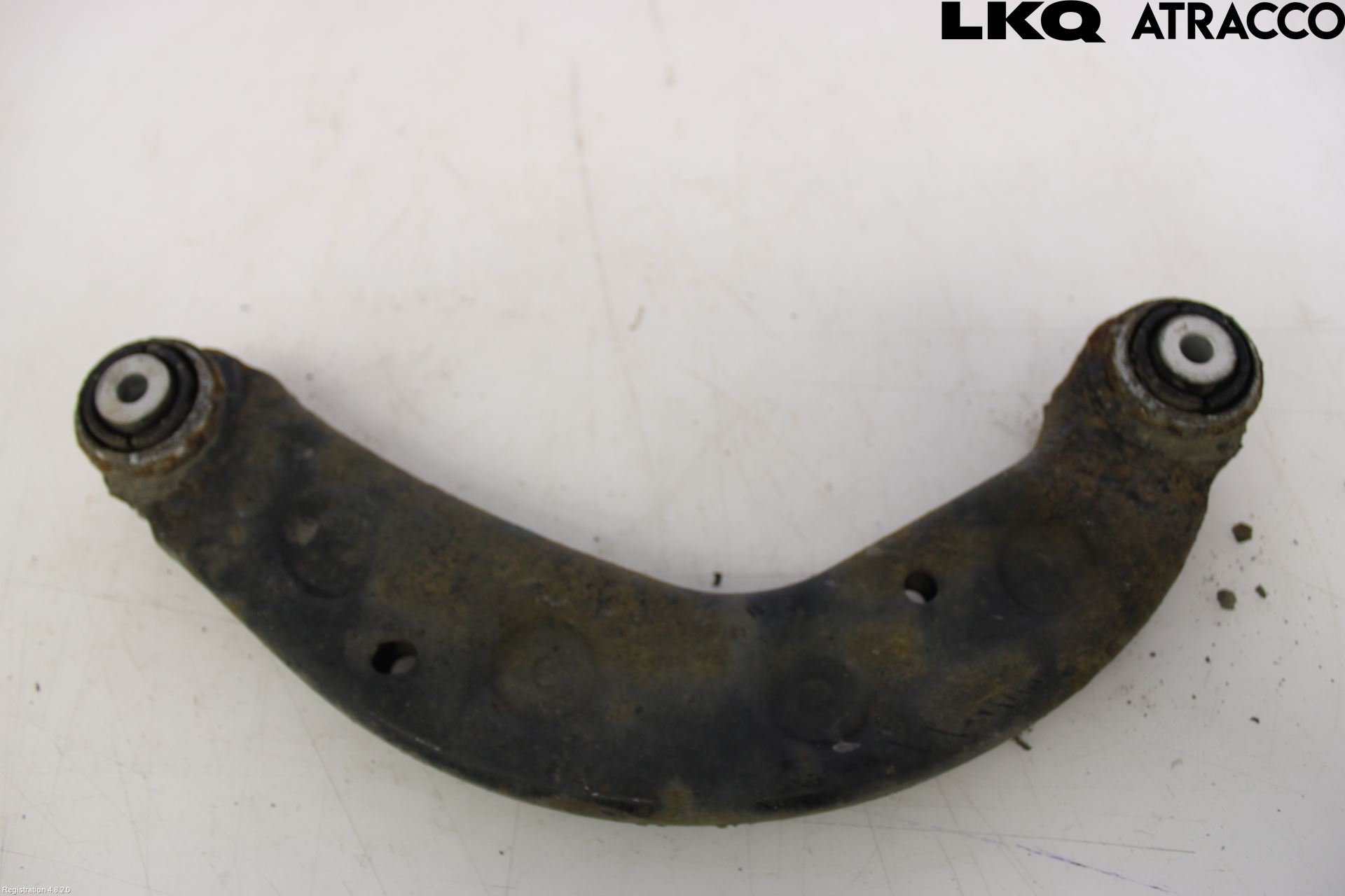 Volvo V90 17->> Bärarm Bak Övre Höger