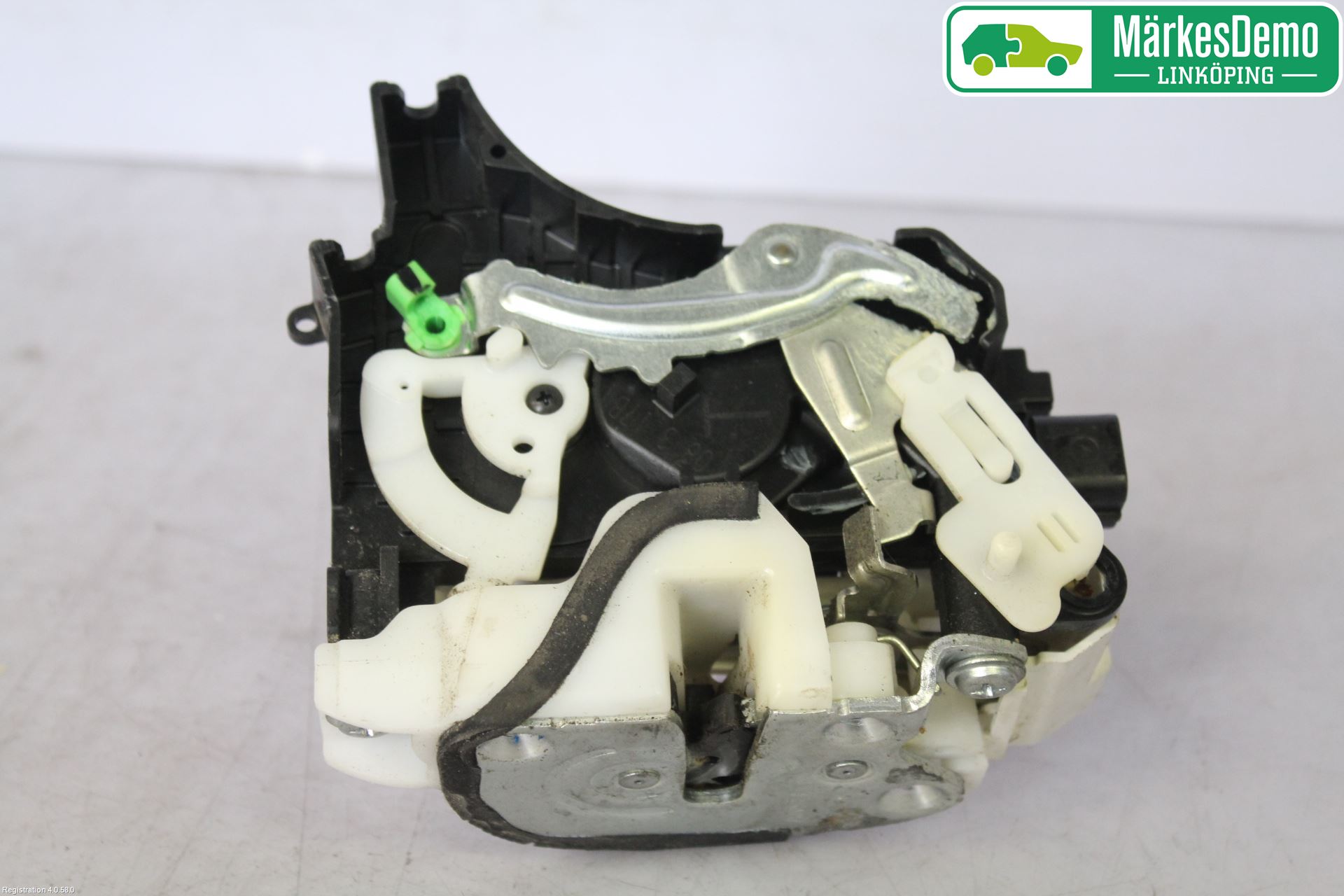 Citroen C-CROSSER Låskista-Dörrlås