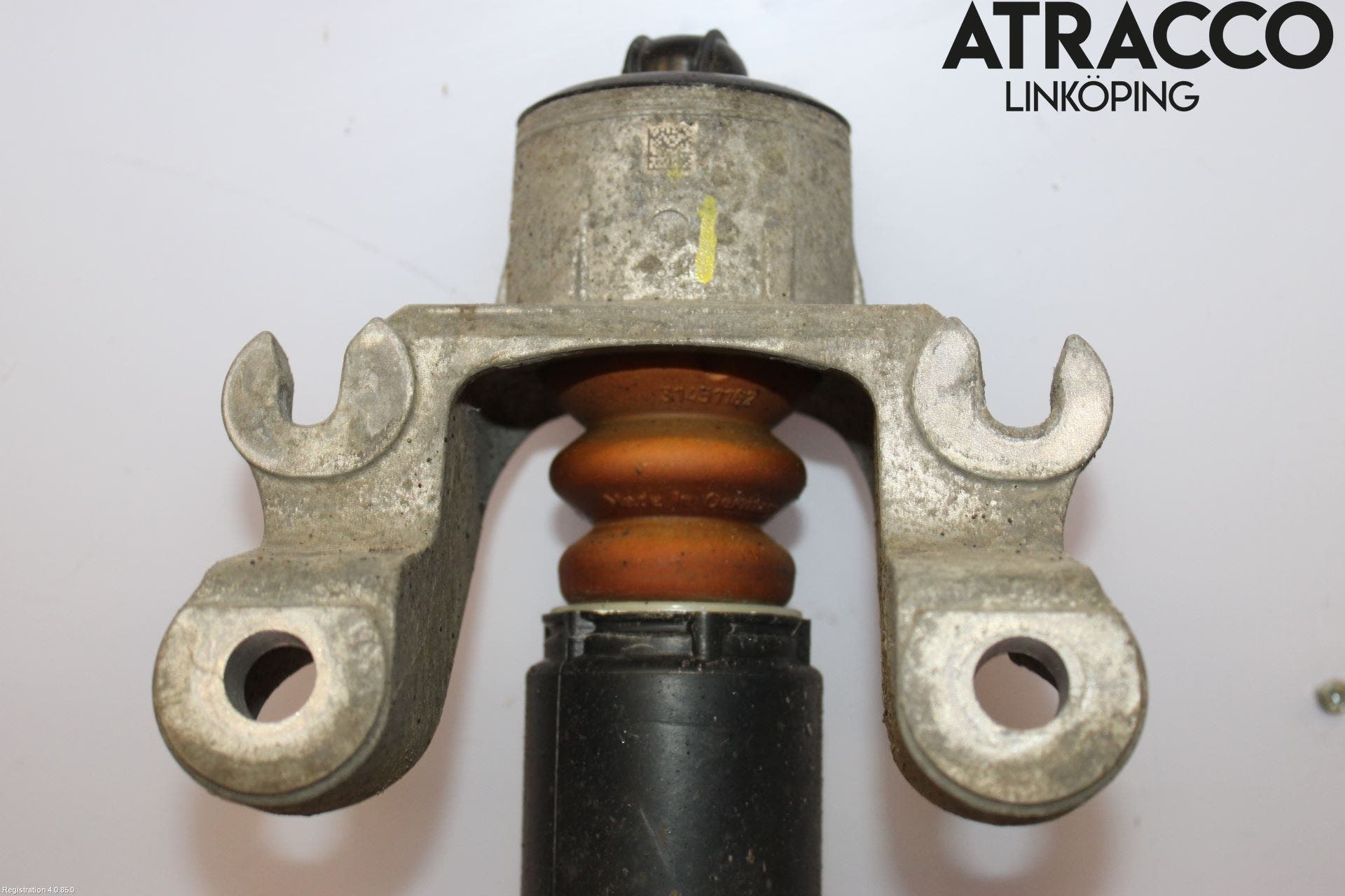 Volvo XC60 18- Stötdämpare Bak