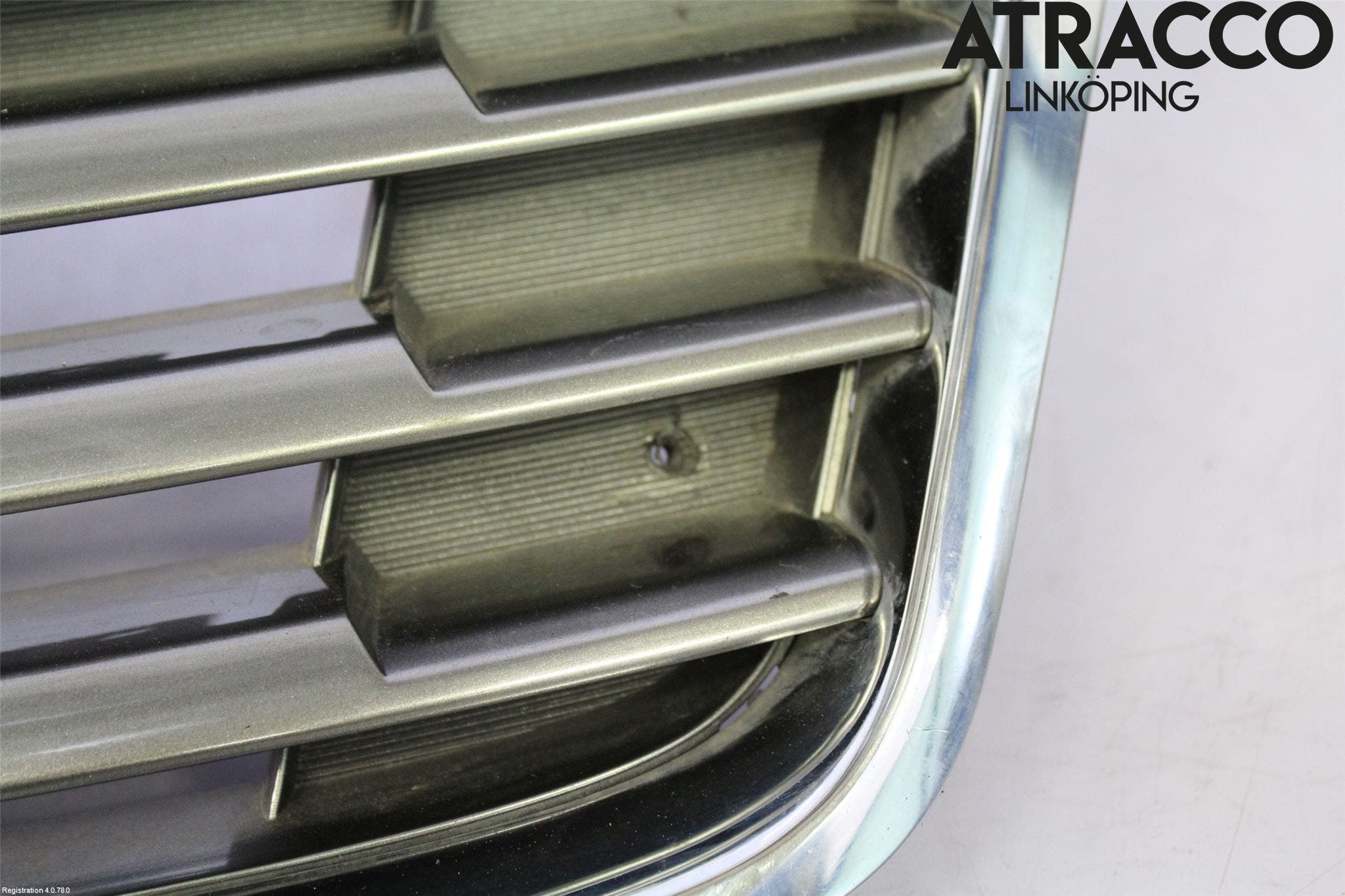 Subaru FORESTER SH 08-13 Grill Komp