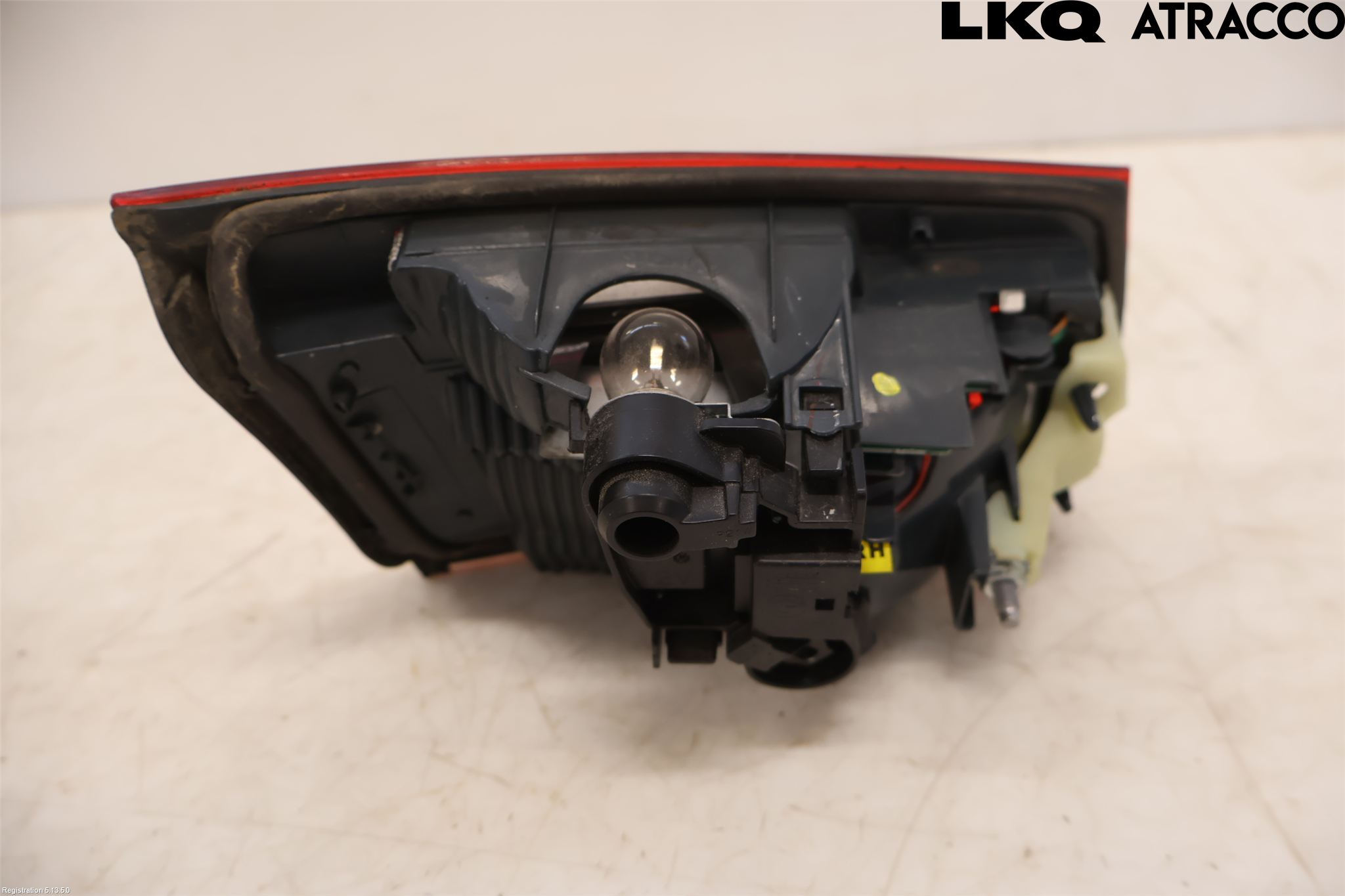 BMW 3 F30/F31/F80 12-19 Bakljus Lucka Hö