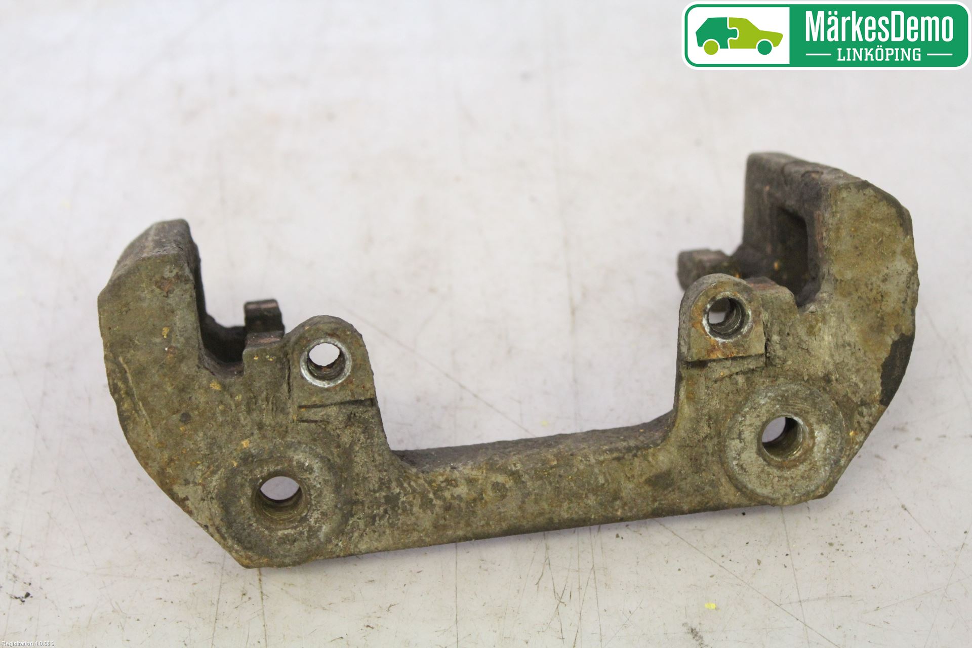 BMW 1 E87/81 5D/3D 03-11 Bromsokshållare