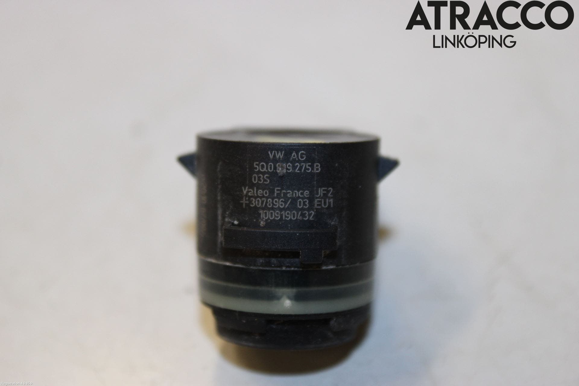 Volkswagen VW CRAFTER II / E-CRAFTER 17- Parkeringshjälp Frontsensor