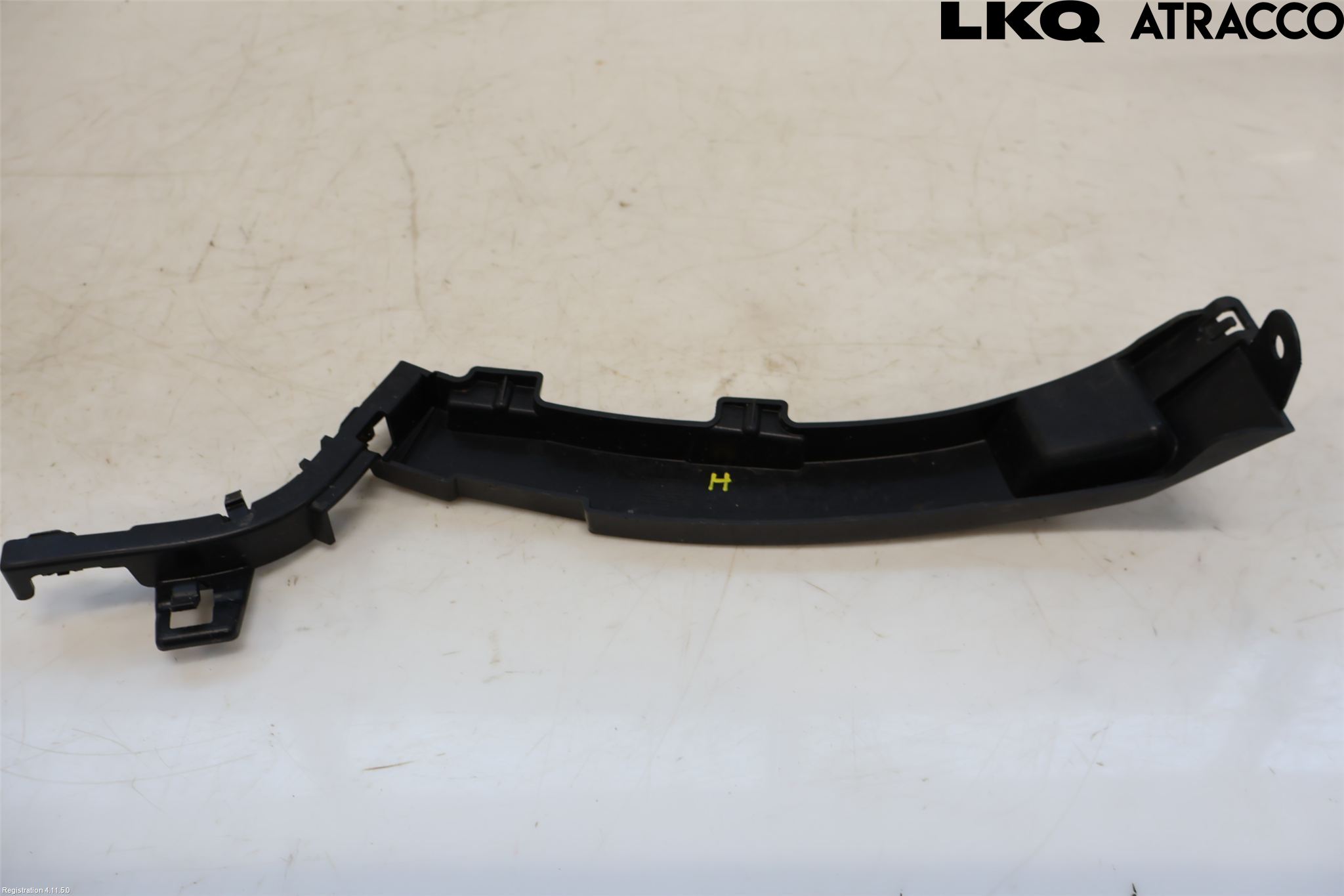 Opel VIVARO 20- Stötfångarfäste Fram Hö