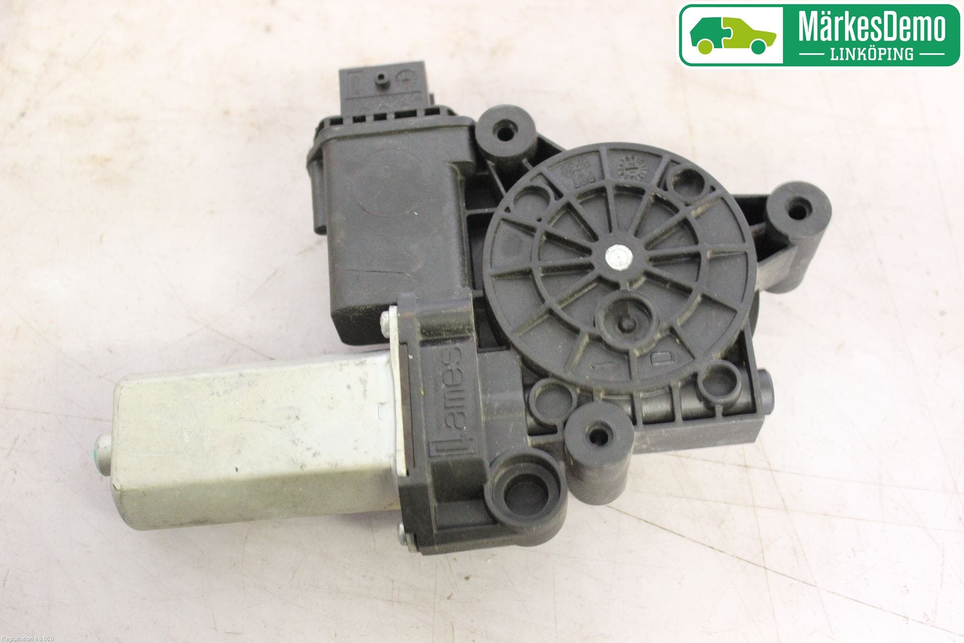 Opel CORSA D 07-14 Fönsterhissmotor