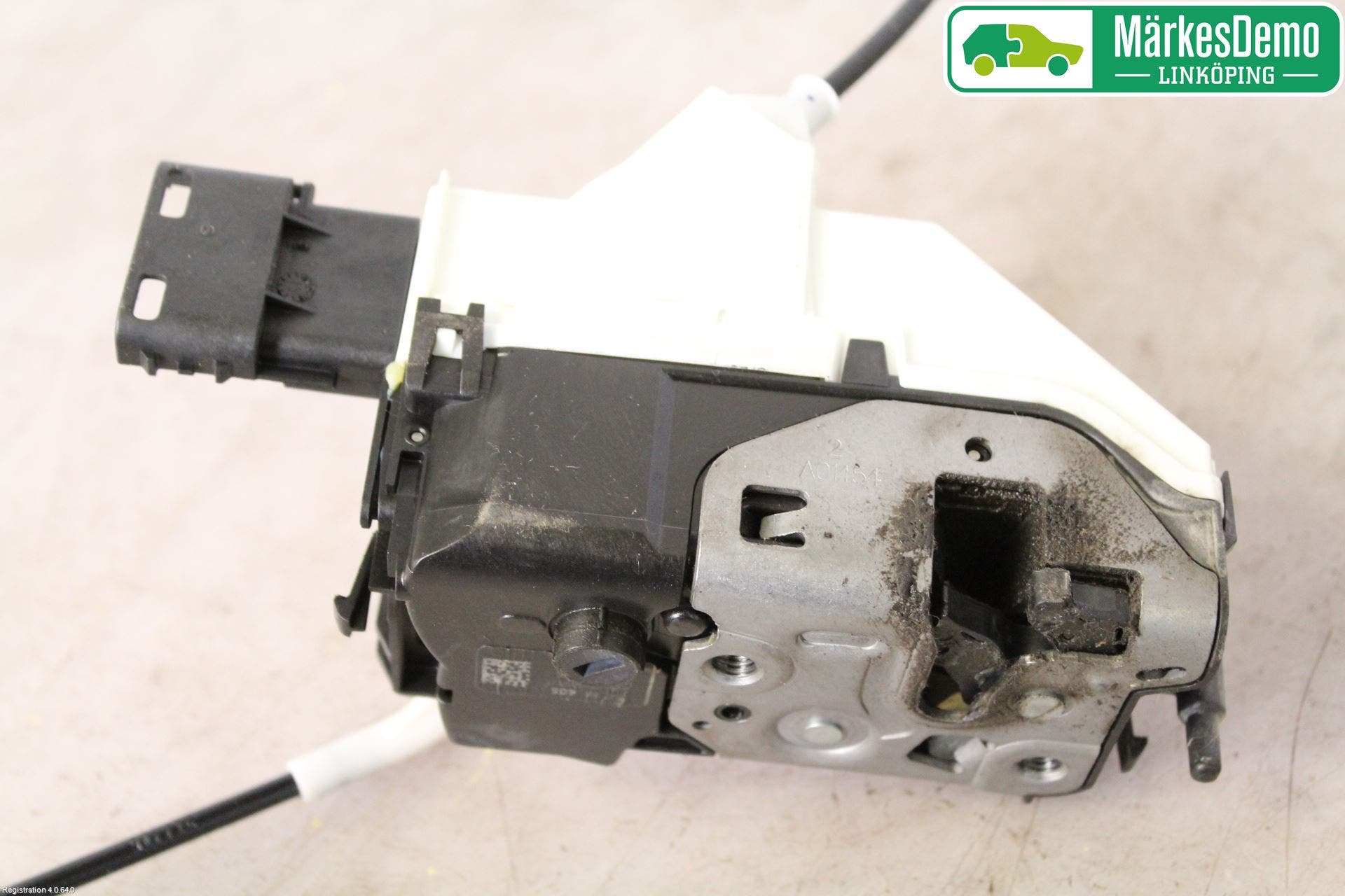 Peugeot PARTNER 16-18 Låskista-Dörrlås