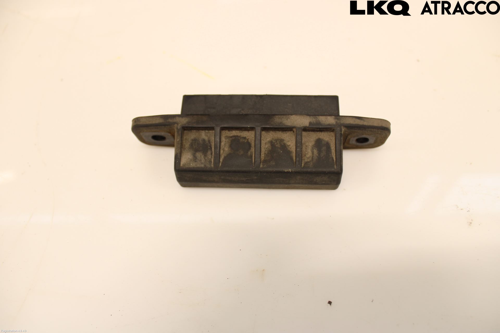 Toyota YARIS XP130 12-14 Bakluckehandtag