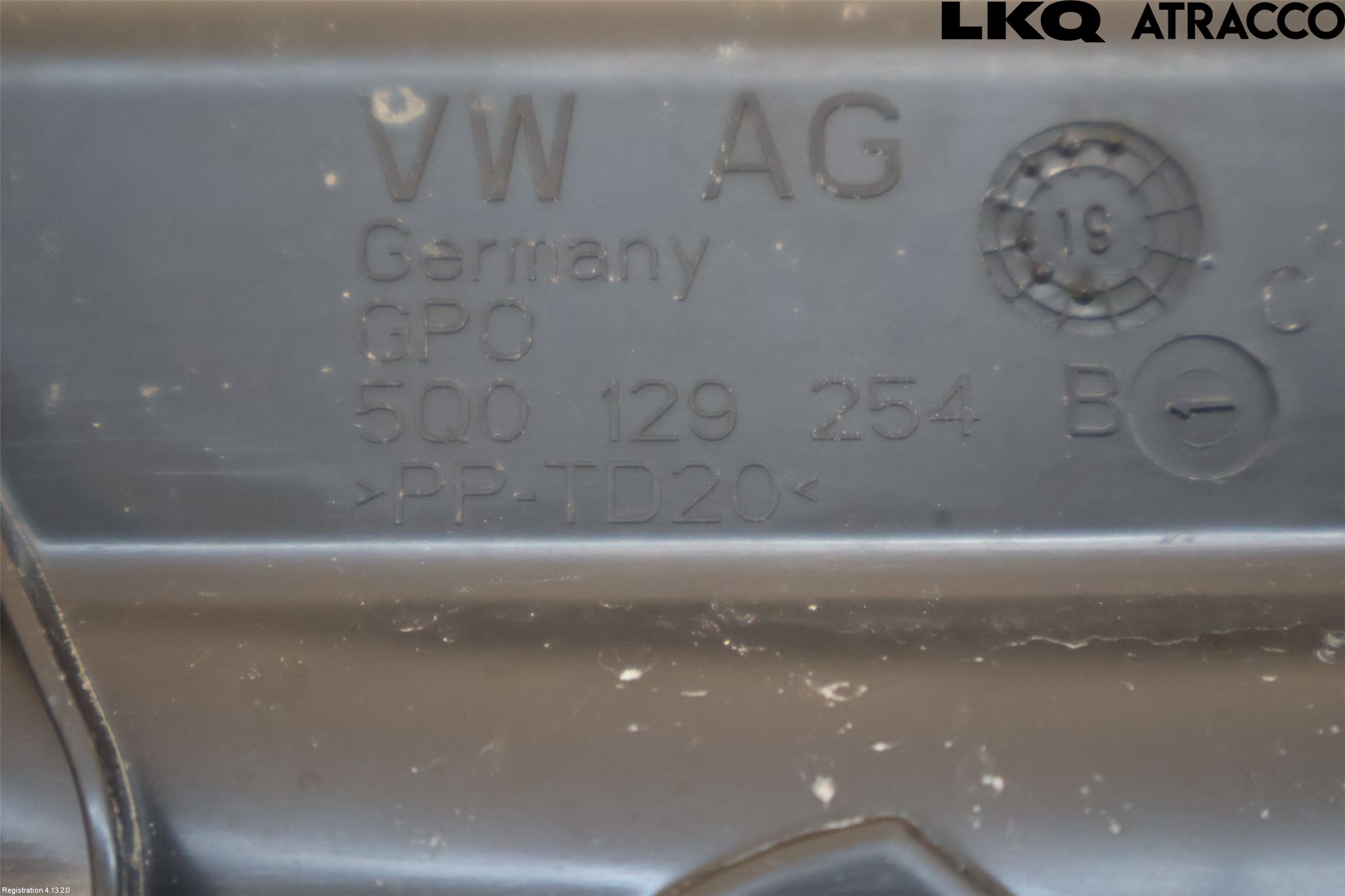 Volkswagen VW GOLF / E-GOLF VII 13-20 Deflektor Plåt-Plast Kylning