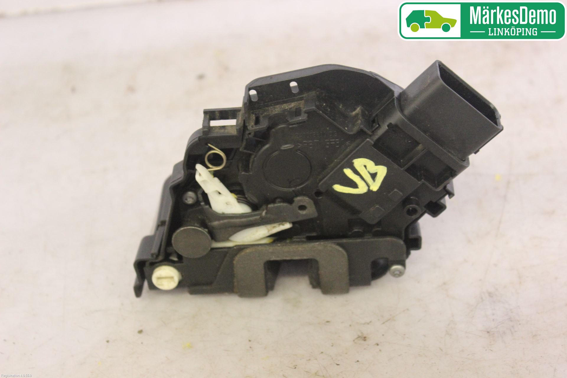 Ford MONDEO 07-15 Låskista-Dörrlås