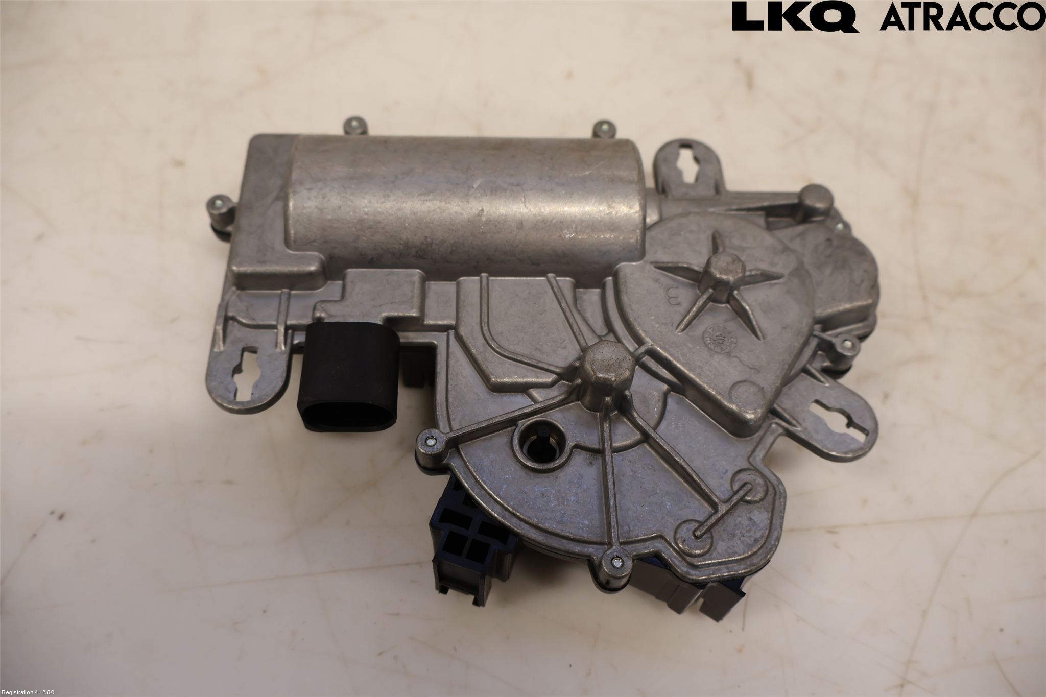 Volkswagen VW TIGUAN 16-24 Bakluckeöppnare Automatisk