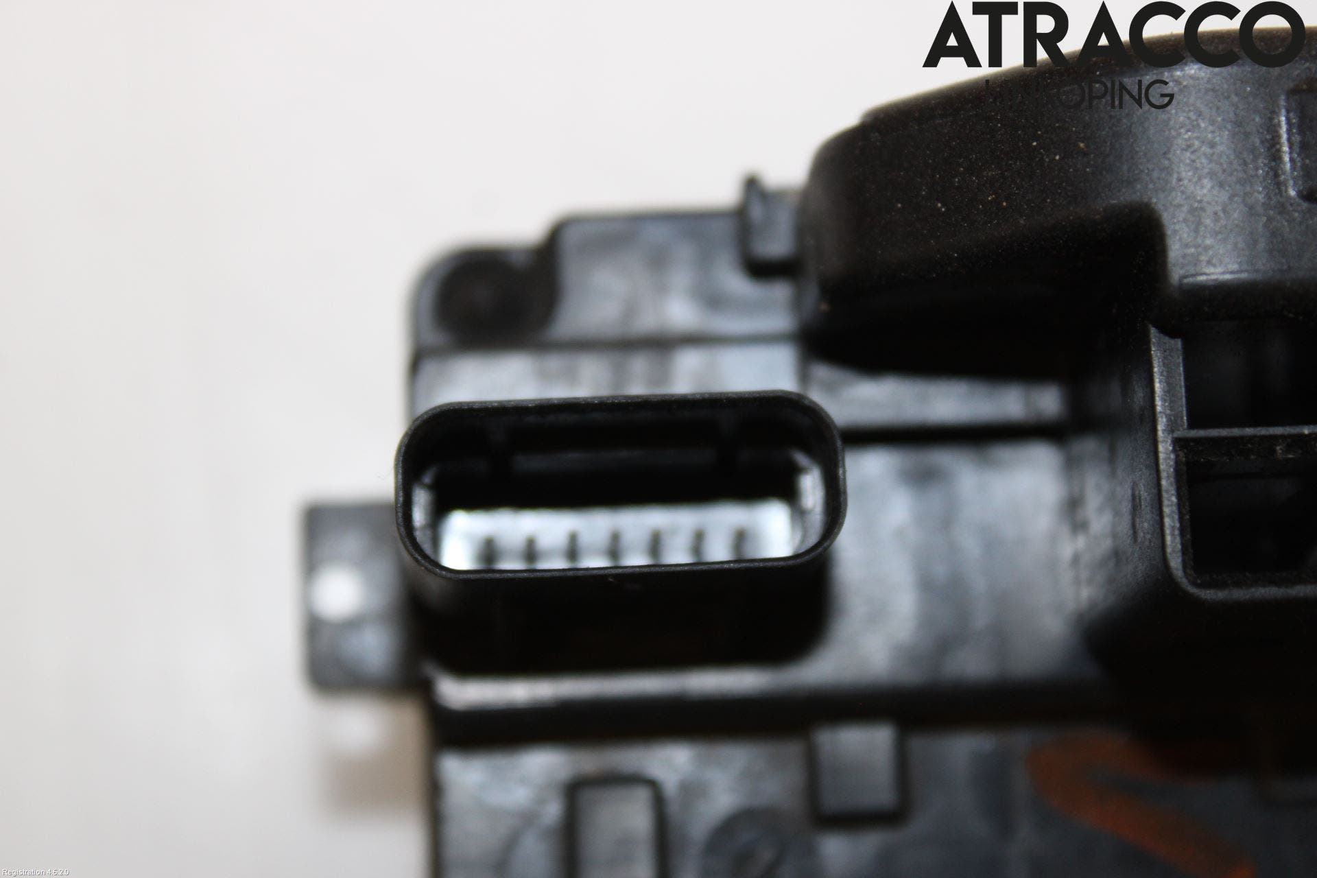 Kia CEED 06-12 Låskista-Dörrlås