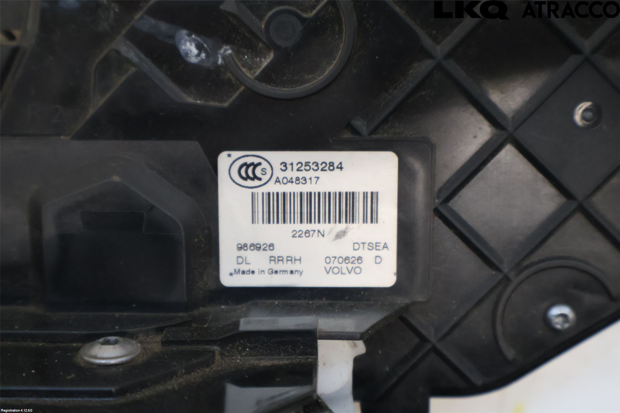 Volvo V70 08-13 Låskista-Dörrlås
