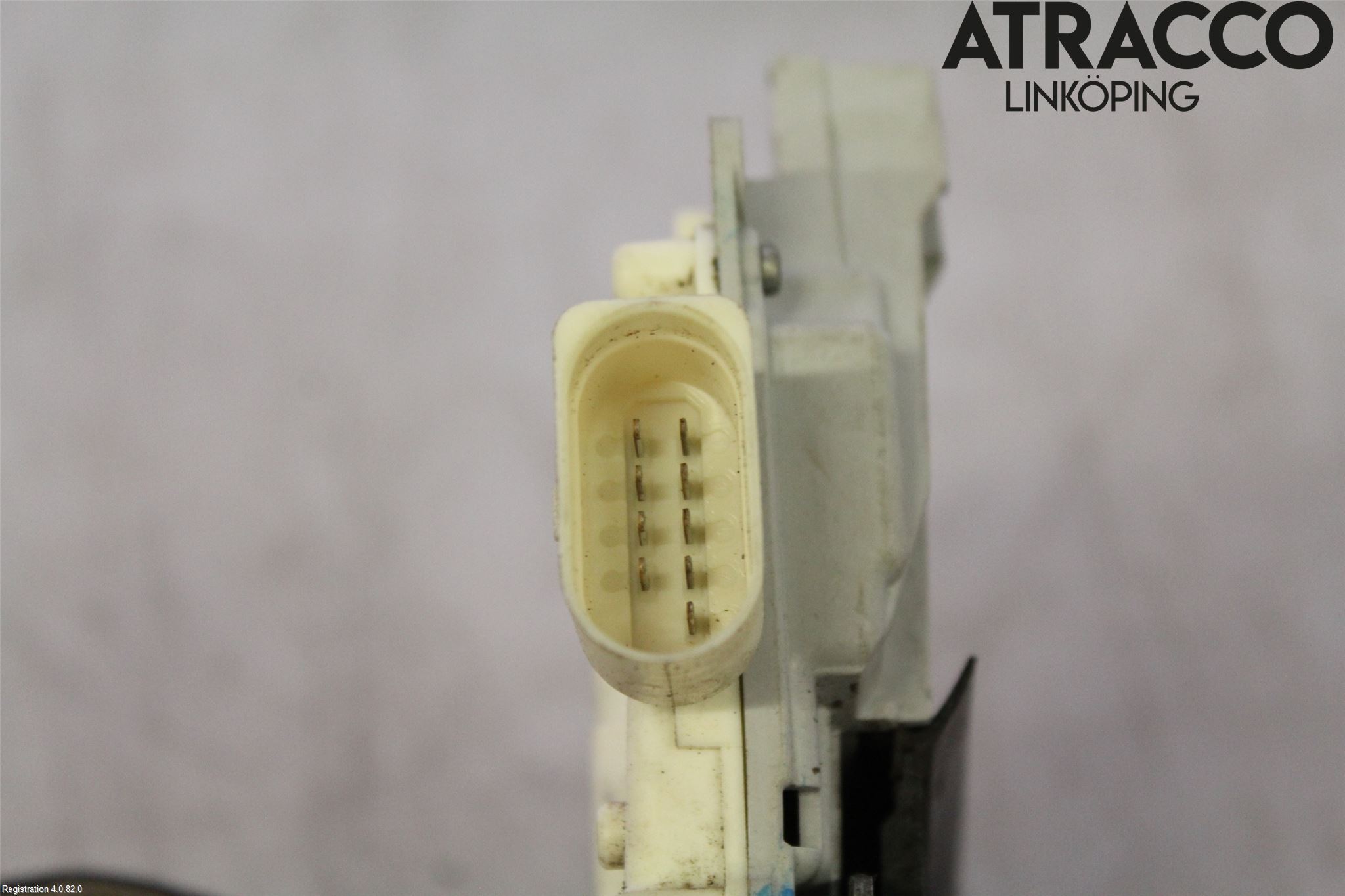 Audi A6/S6     05-11 Låskista-Dörrlås