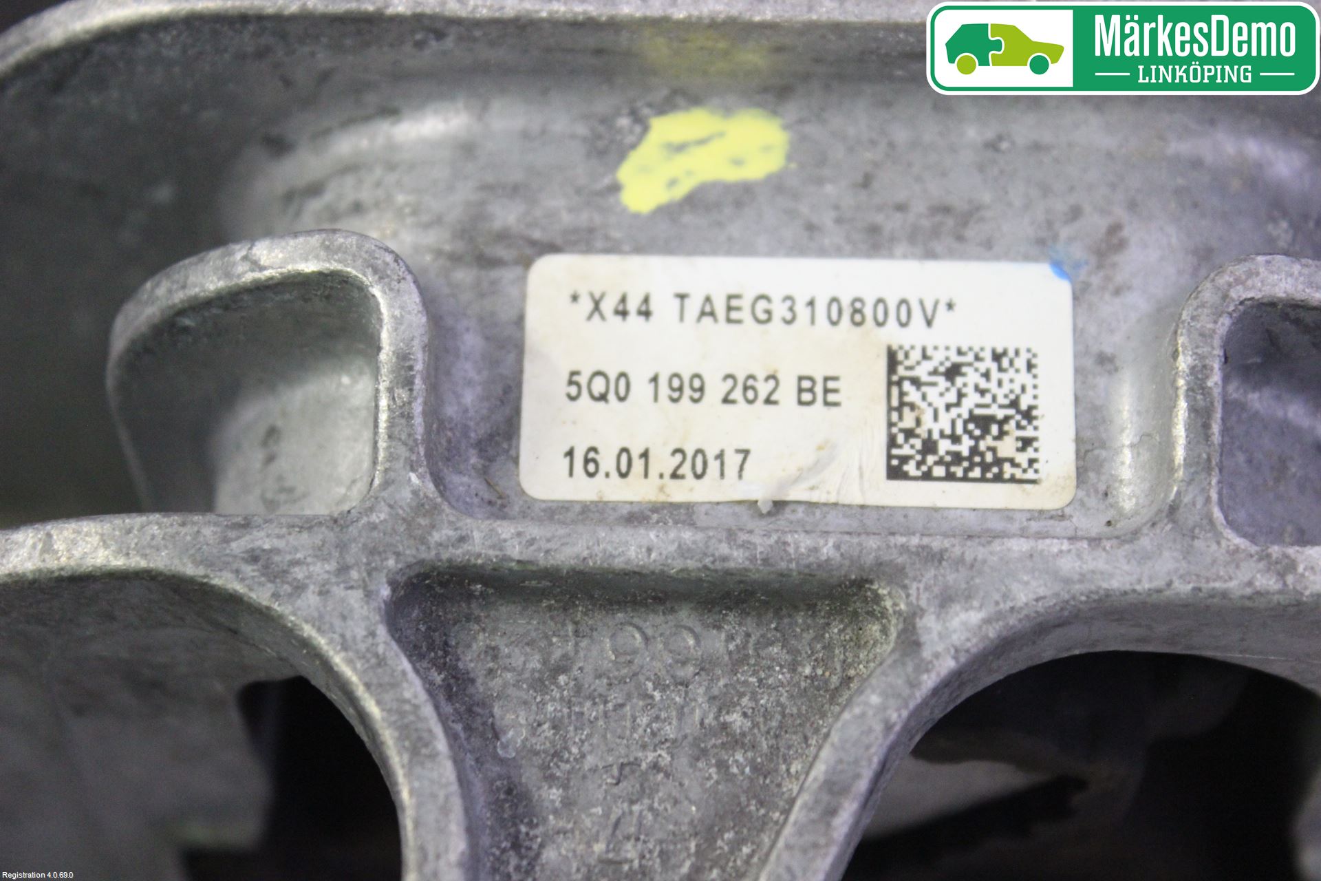 Volkswagen VW GOLF / E-GOLF VII 13-20 Motorfäste