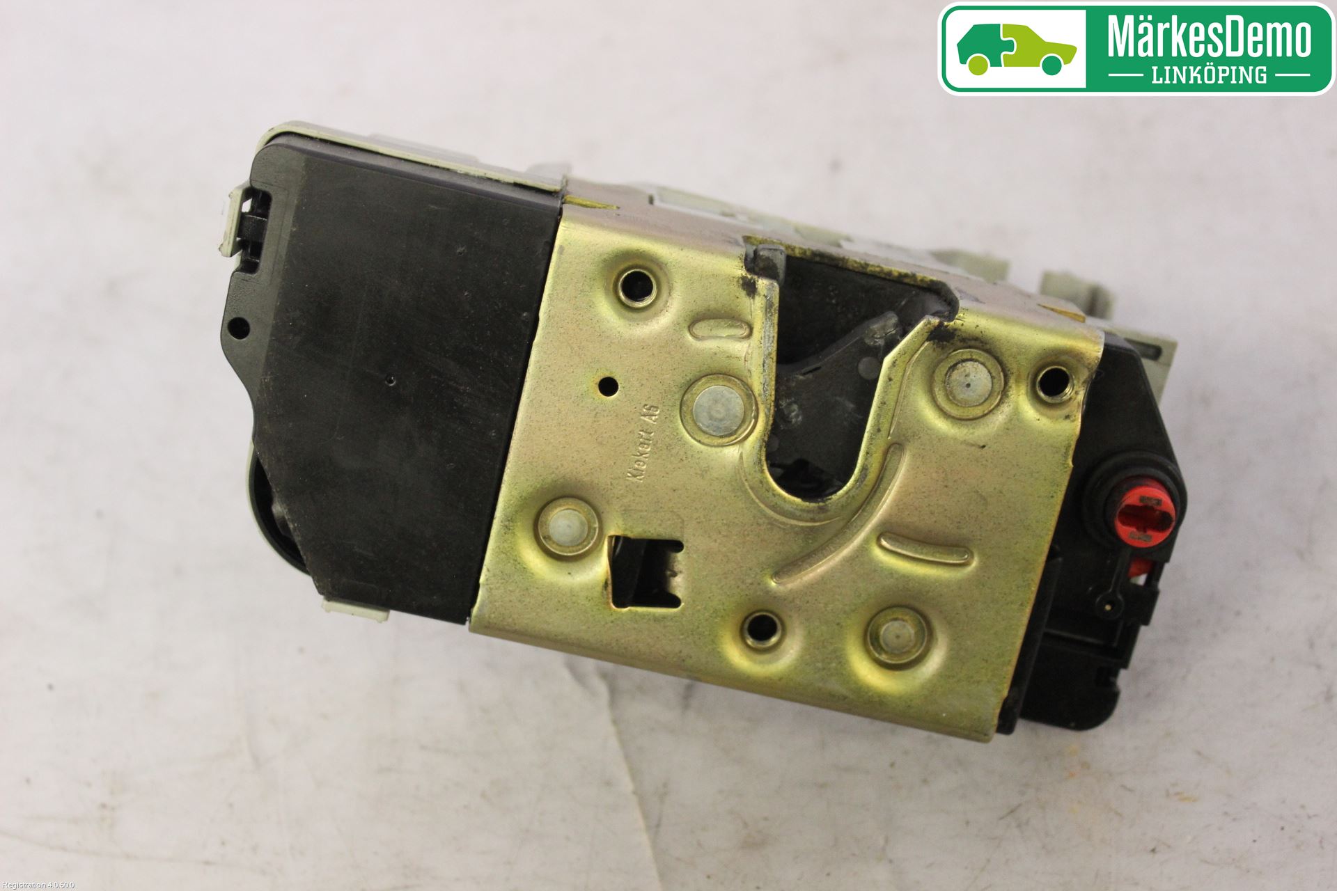 Peugeot 307     01-05 Låskista-Dörrlås