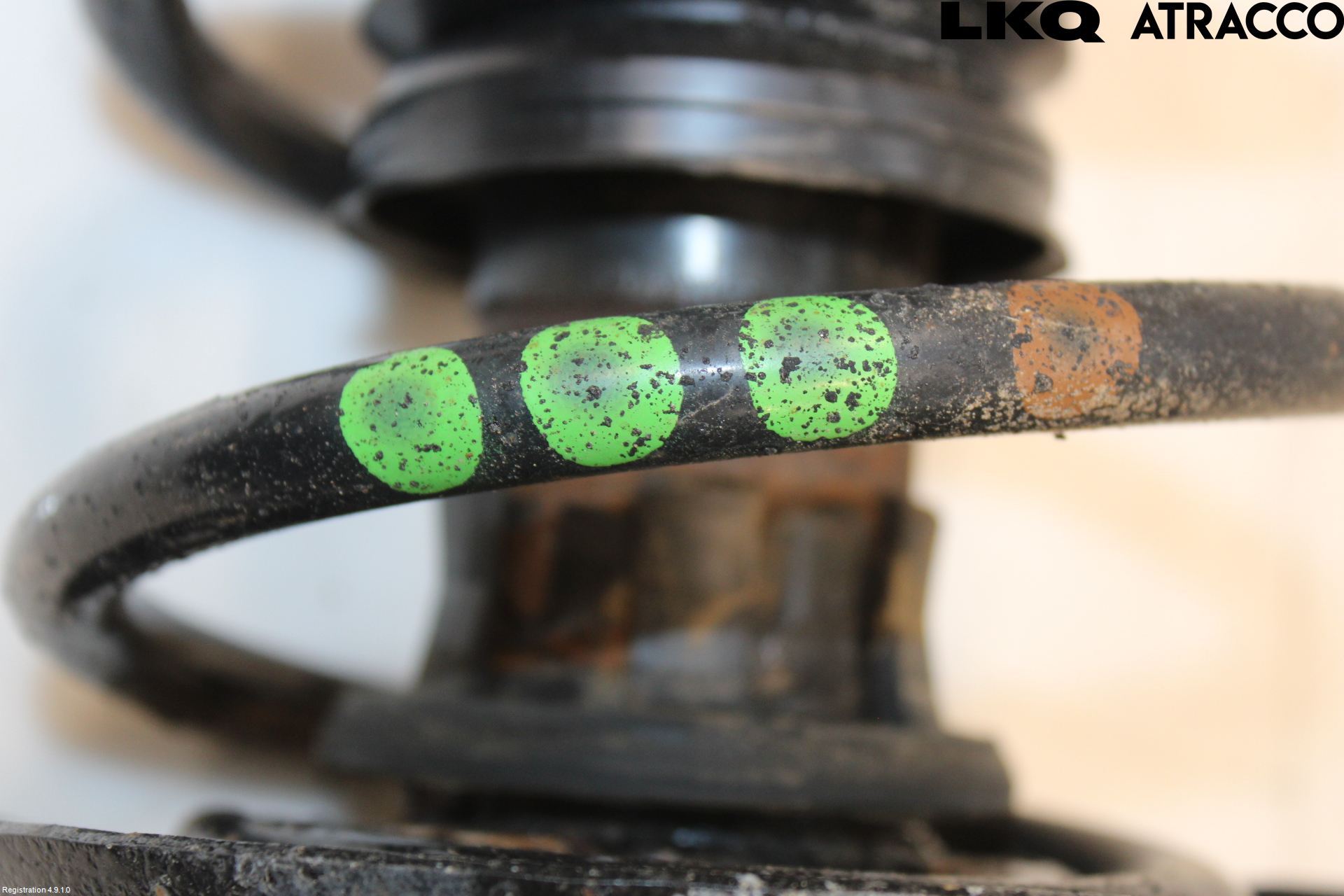 Audi A1/S1 11-18 Fjäderben Fram Vänster