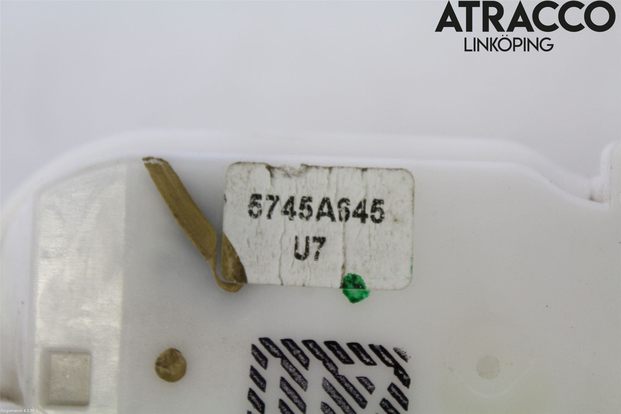 Mitsubishi L200 16-23 Låskista-Dörrlås