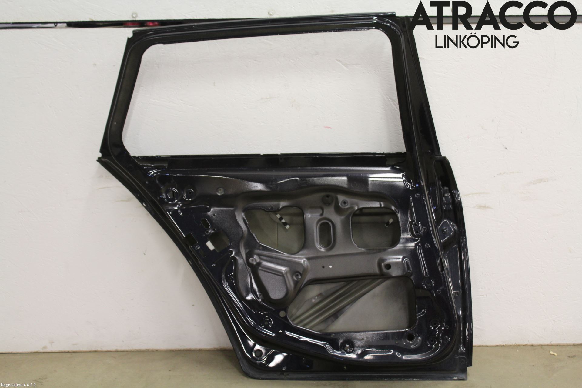 BMW 5 F10/F11/F18 09-17 Dörr Bak Vänster