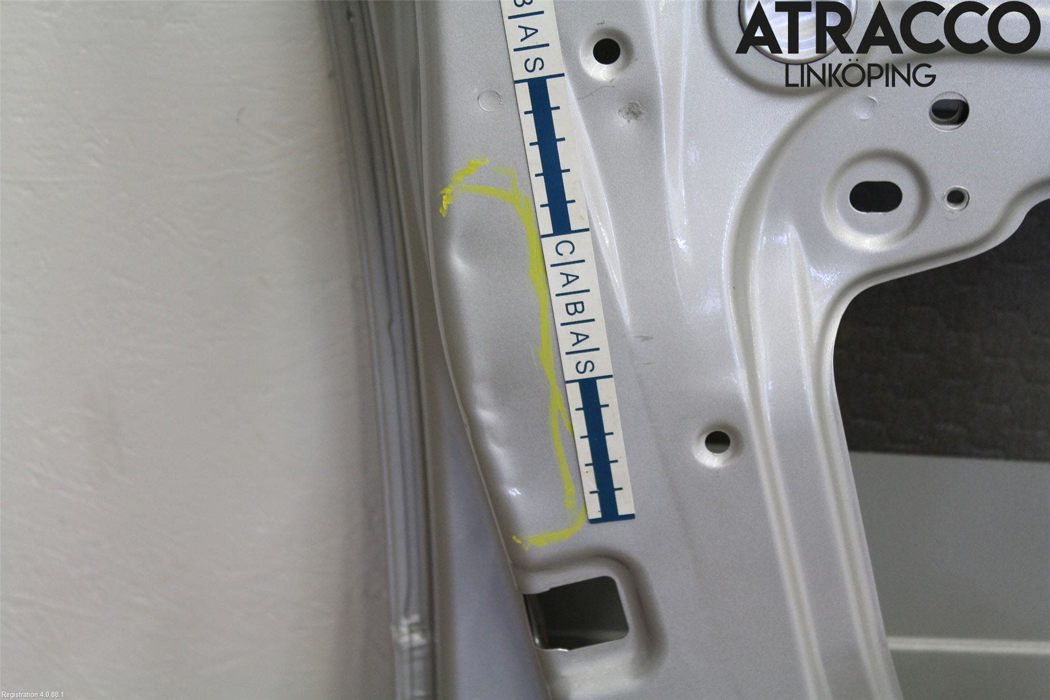 Volvo V50 04-07 Dörr Fram Vänster