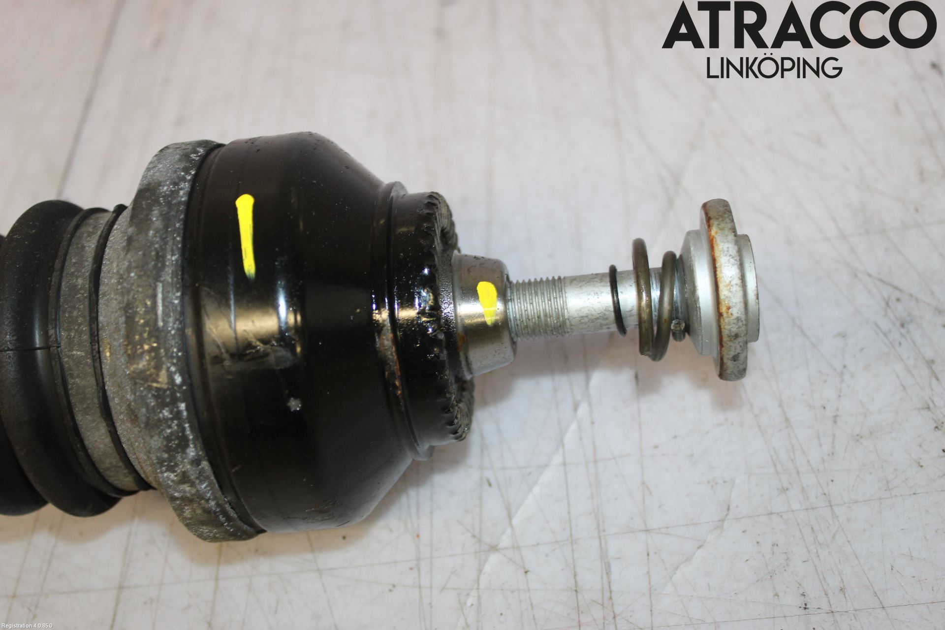 BMW 5 F10/F11/F18 09-17 Drivaxel Bak Vänster
