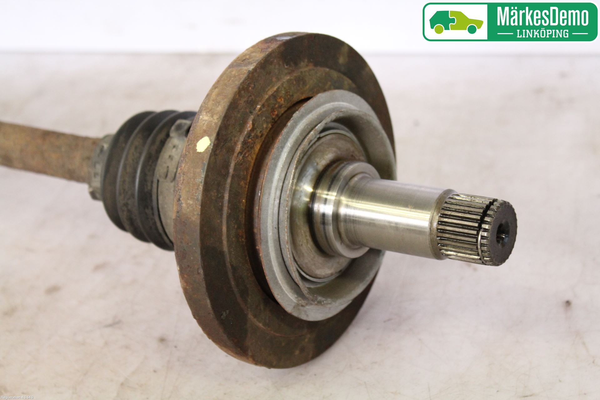 Mercedes-Benz MB E-KLASS (W211) 02-09 Drivaxel Bak Vänster