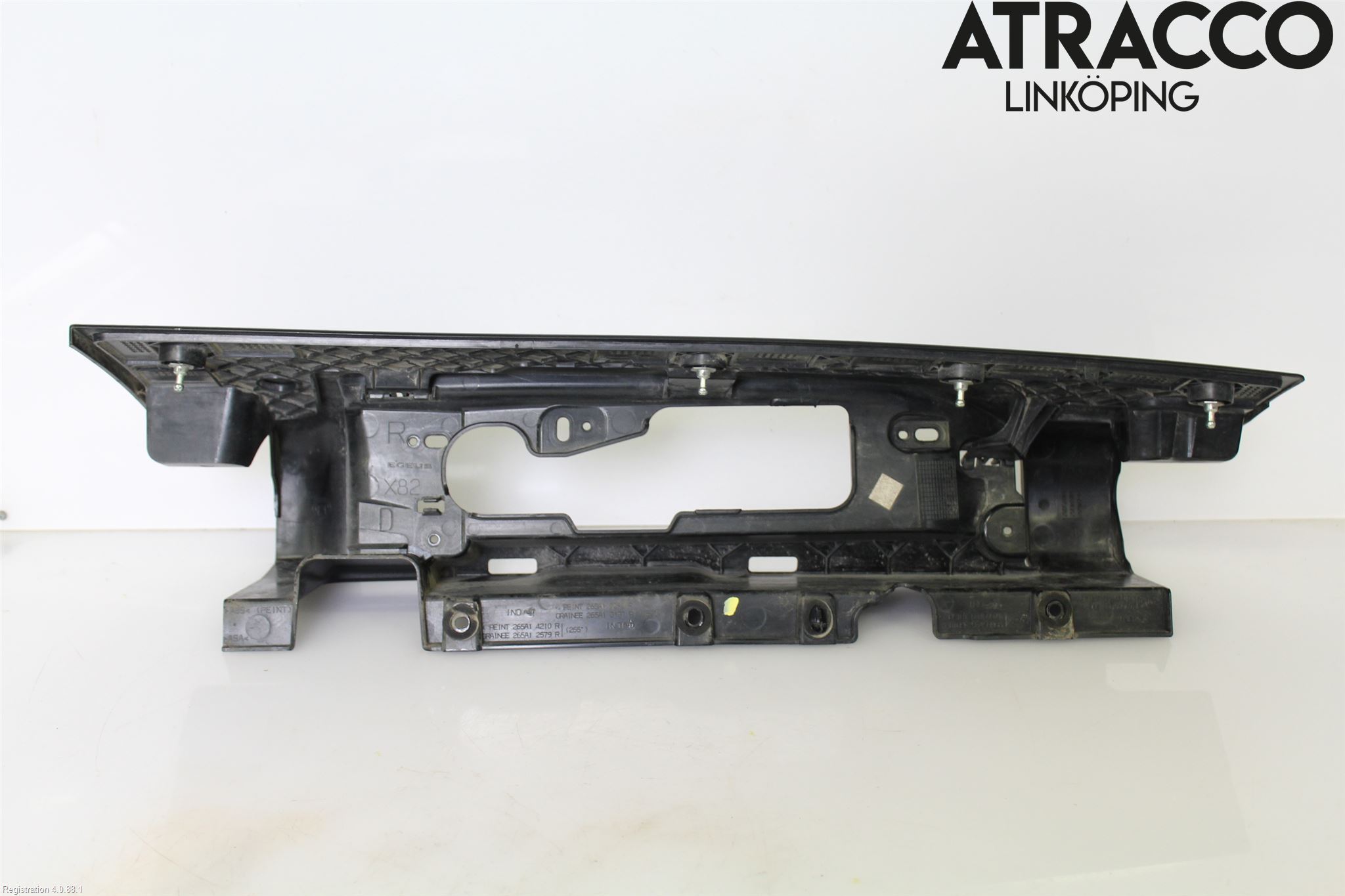 Opel VIVARO 15-19 Bakljussarg