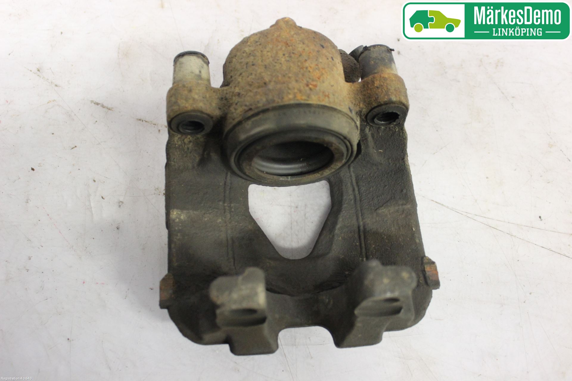 BMW 3 E90/91 SED/TOU 05-12 Bromsok Fram Vänster