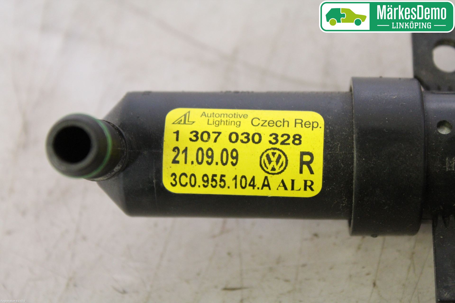 Volkswagen VW PASSAT 05-11 Spolarmunstycke Strålkastare