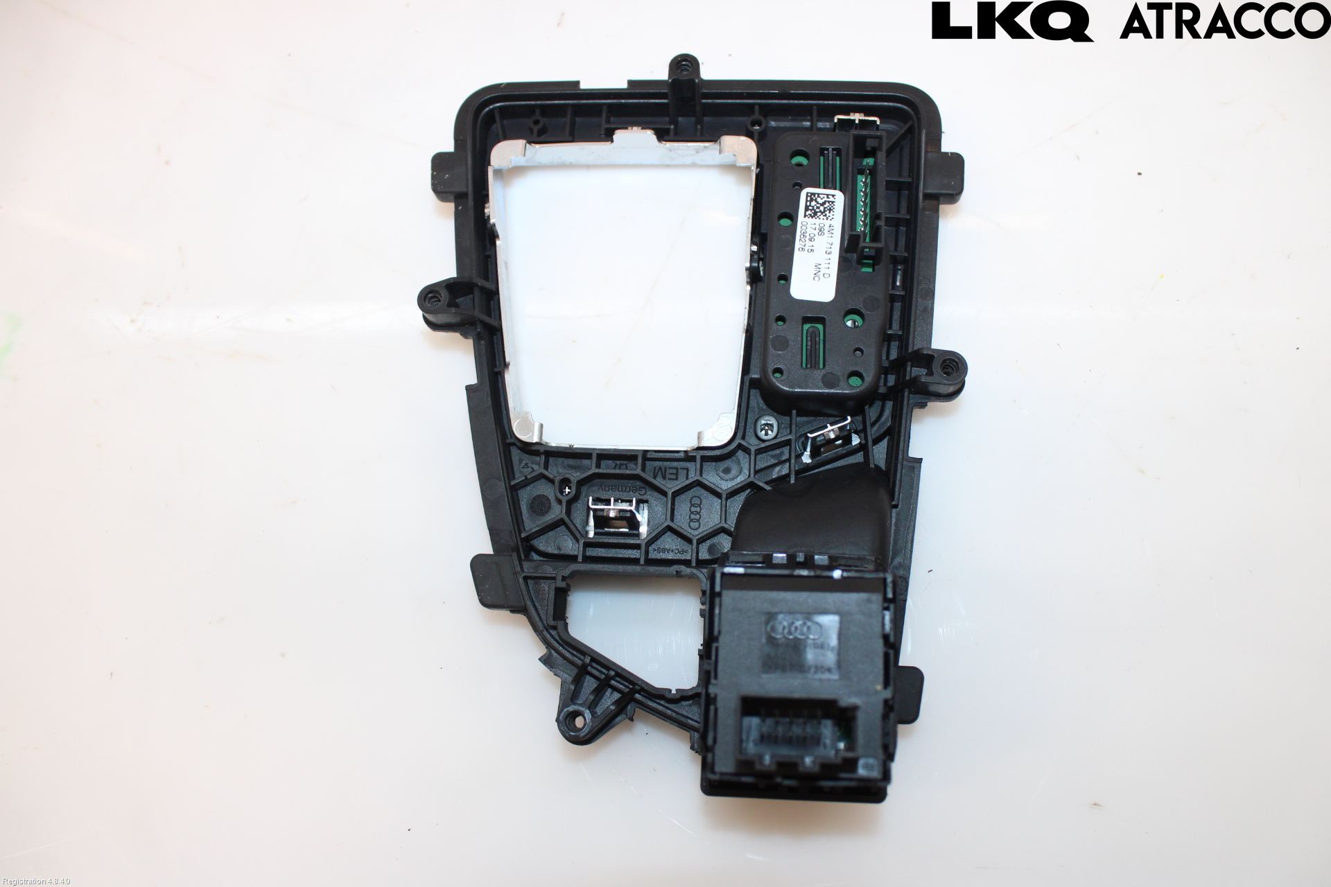 Audi Q7/SQ7 Inredning Sarg Växelspak