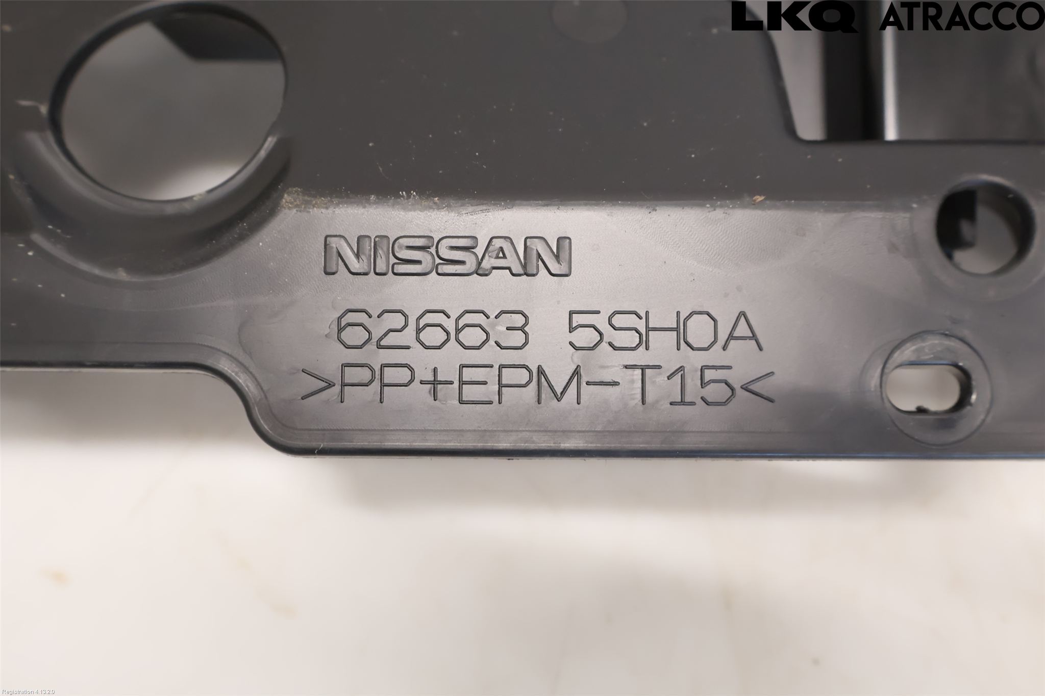 Nissan LEAF 18- Hasplåt Plåt-Plast