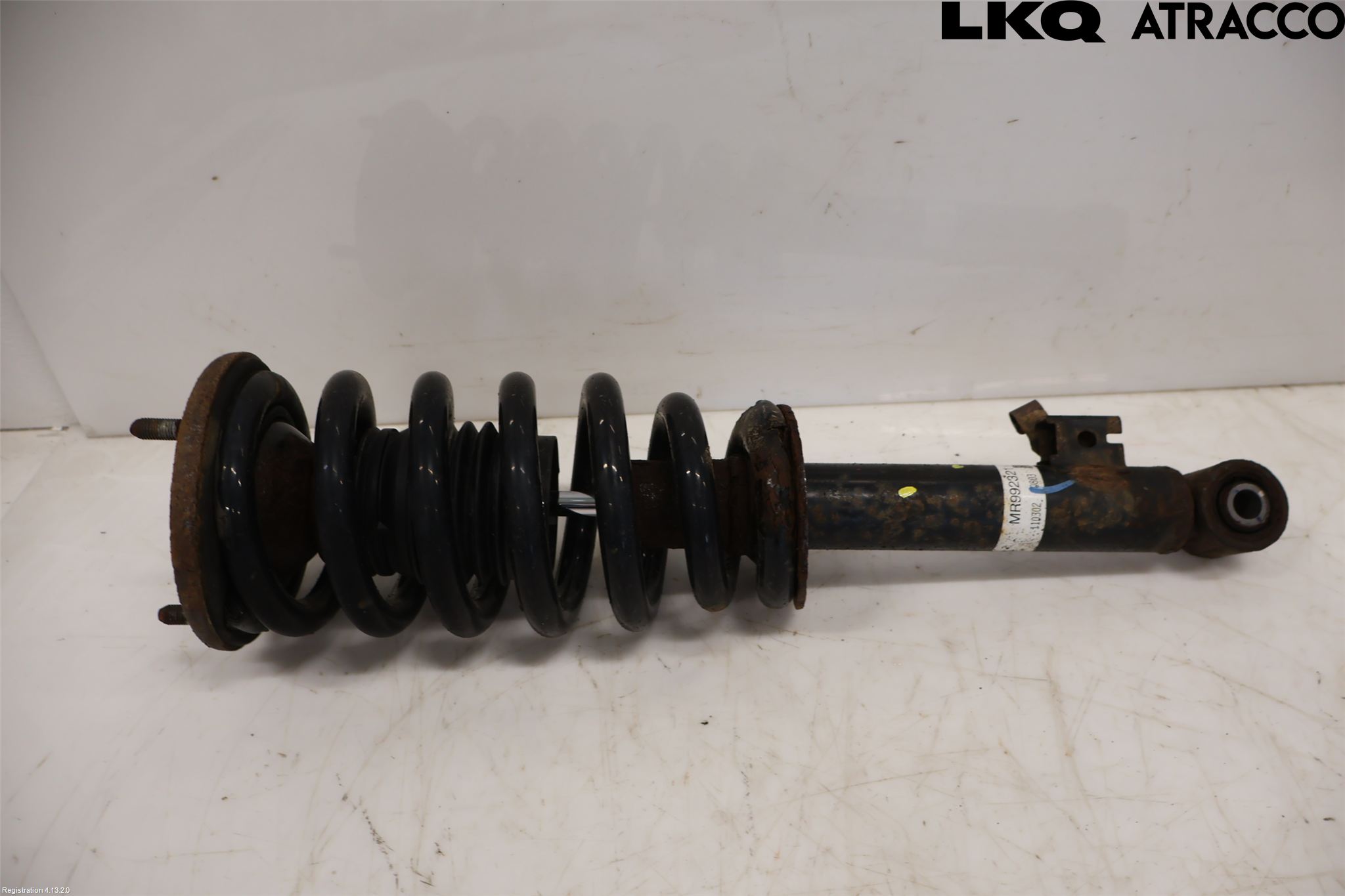 Mitsubishi L200 06-15 Fjäderben Fram Vänster