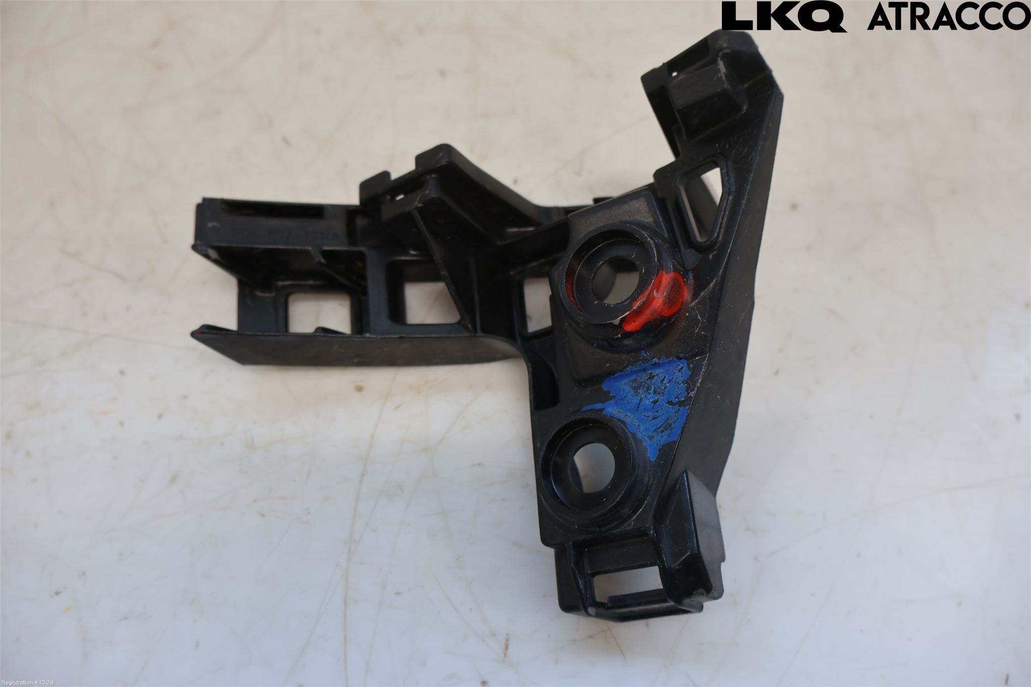 Volkswagen VW GOLF / E-GOLF VII 13-20 Stötfångarfäste Bak Hö