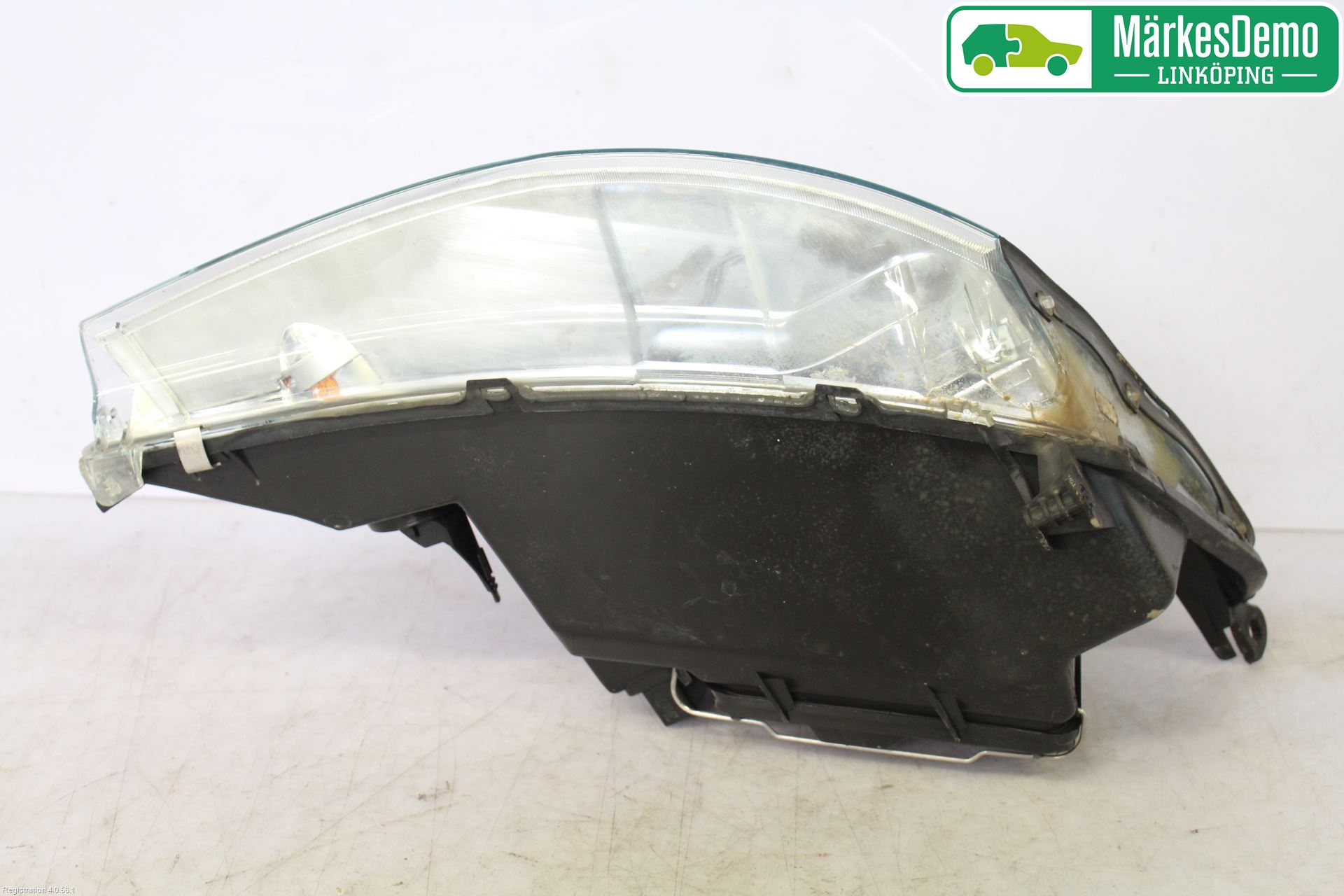 Ford FOCUS     99-04 Strålkastare Vänster