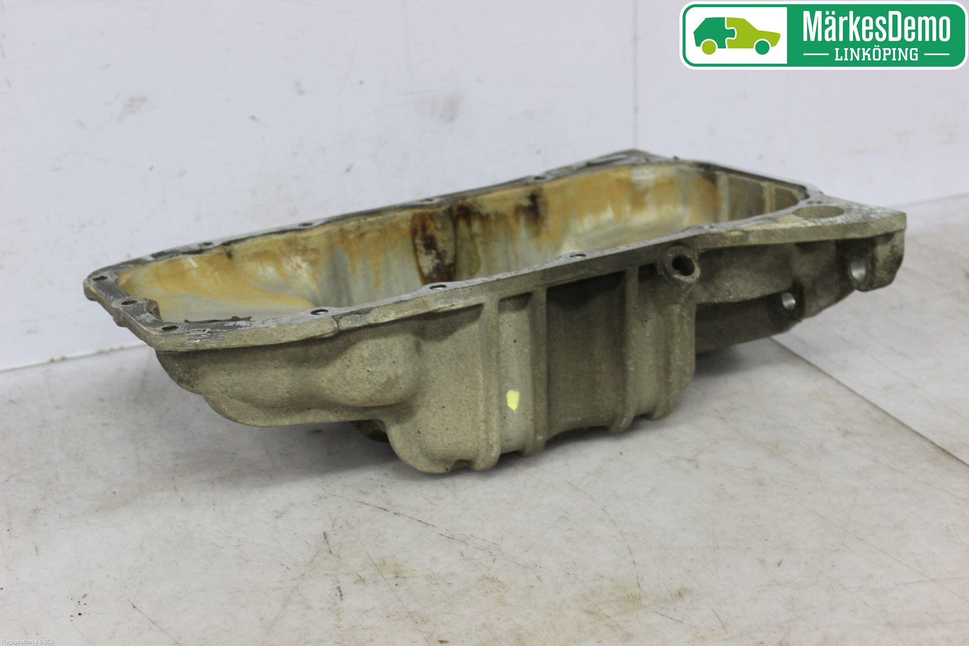 Ford FIESTA     06-08 Oljetråg