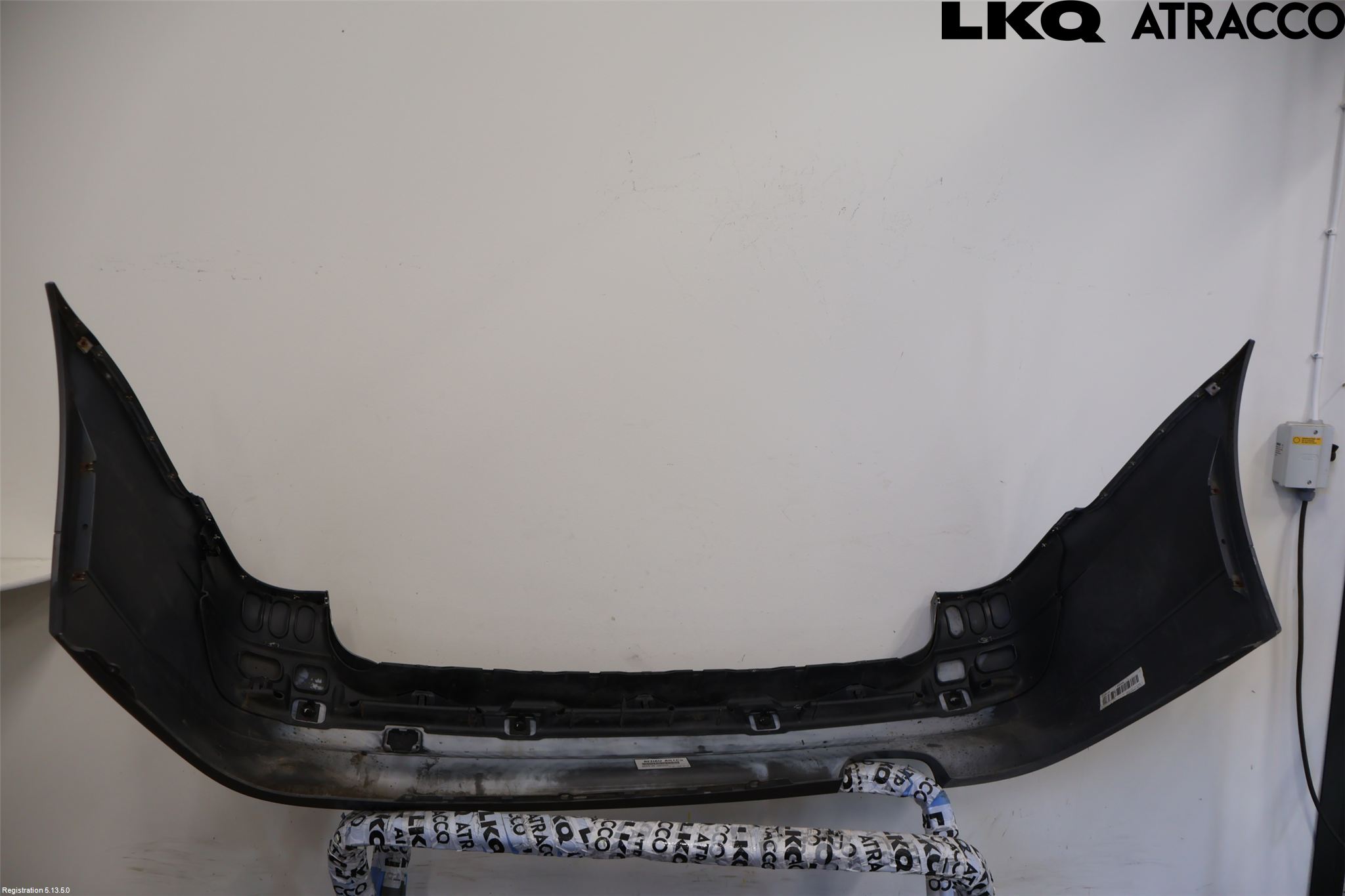 BMW 5 E60/61 Sed/Tou 02-10 Stötfångarbeklädnad Bak