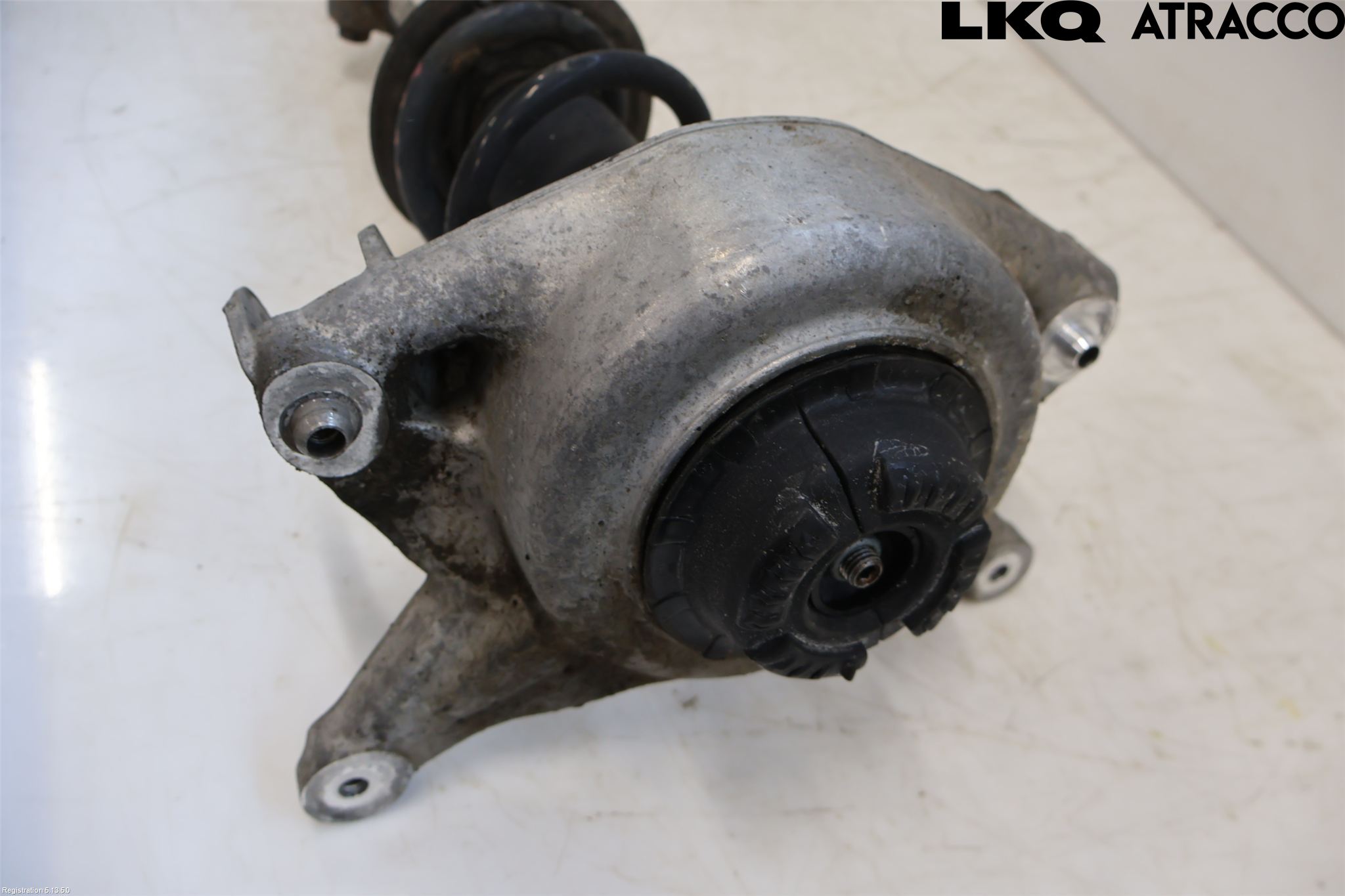 Audi A4 12-15 Fjäderben Fram Höger