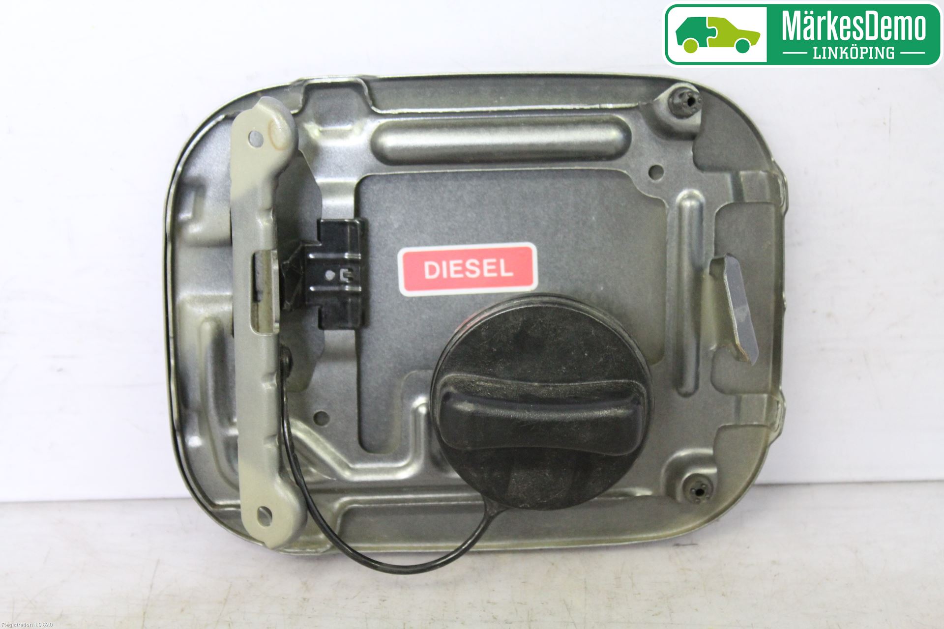 Nissan QASHQAI 14-17 Tanklucka