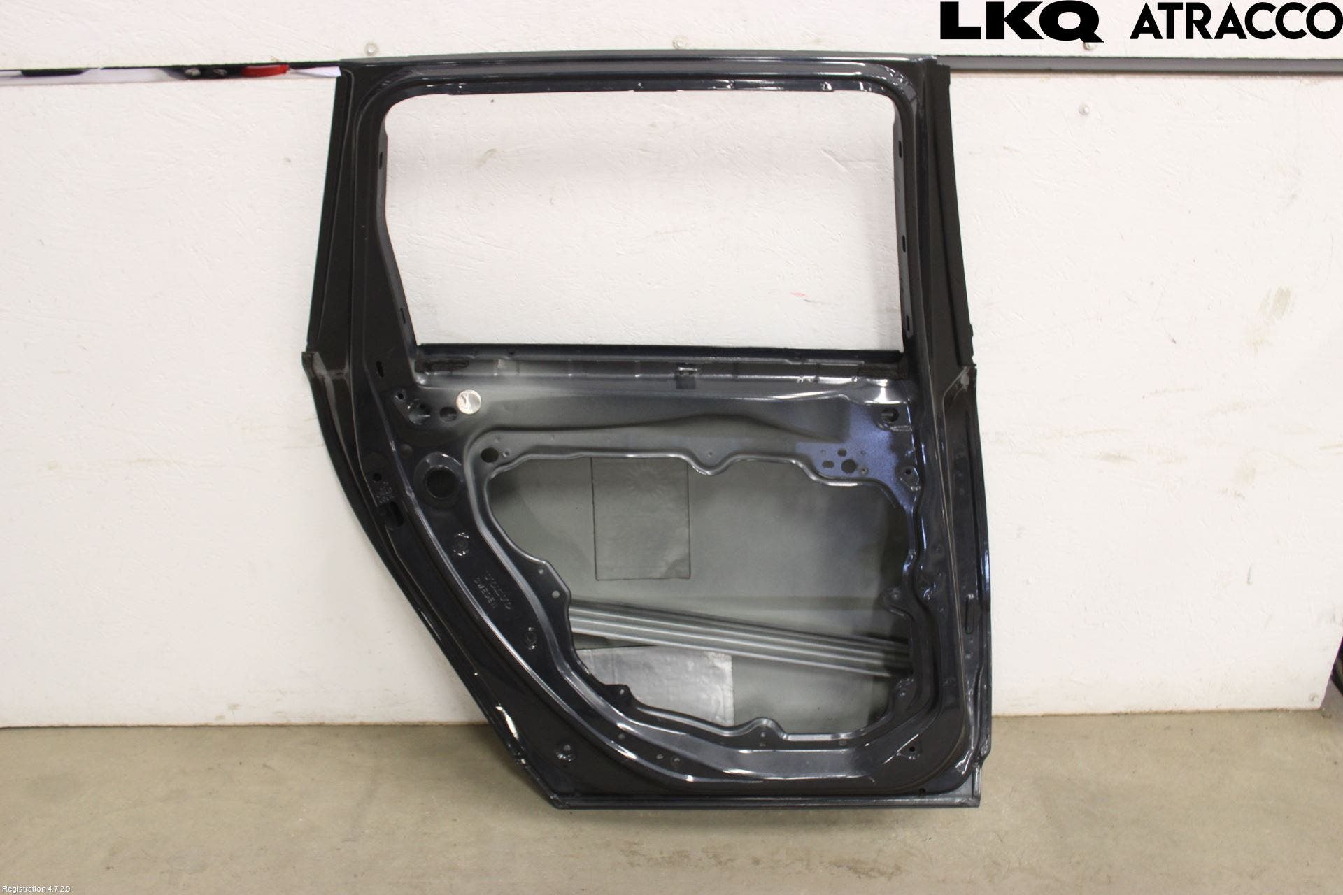 Volvo V70 08-13 Dörr Bak Vänster