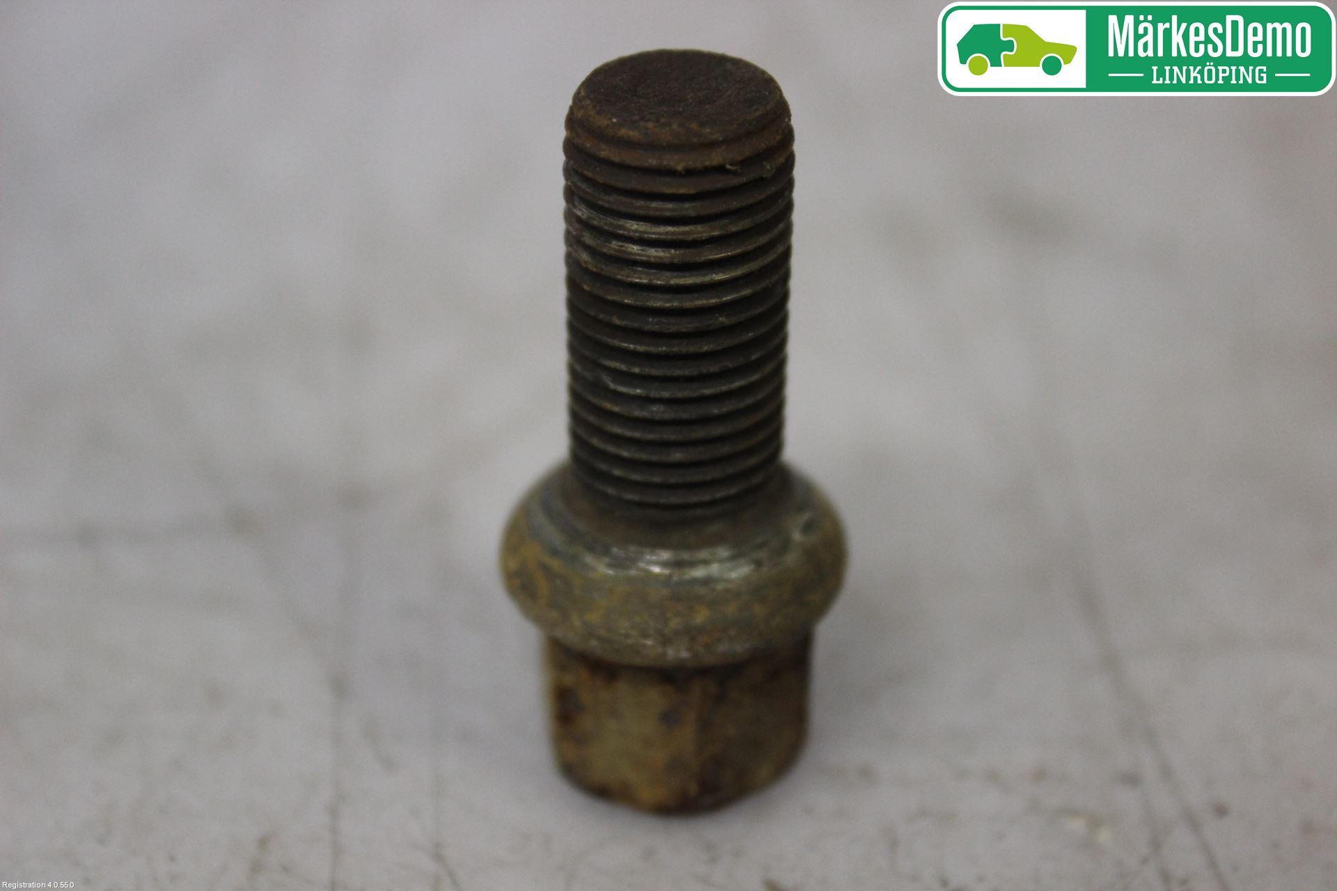 Seat LEON 06-12 Hjulmutter-Bult-Sats