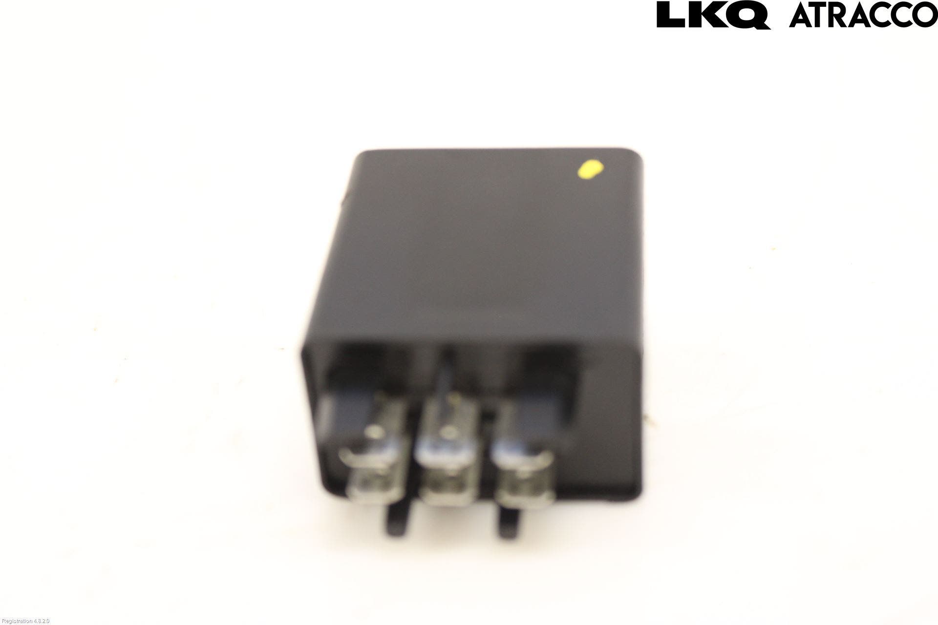 Volvo 940 91-98 Relä Torkarmotor