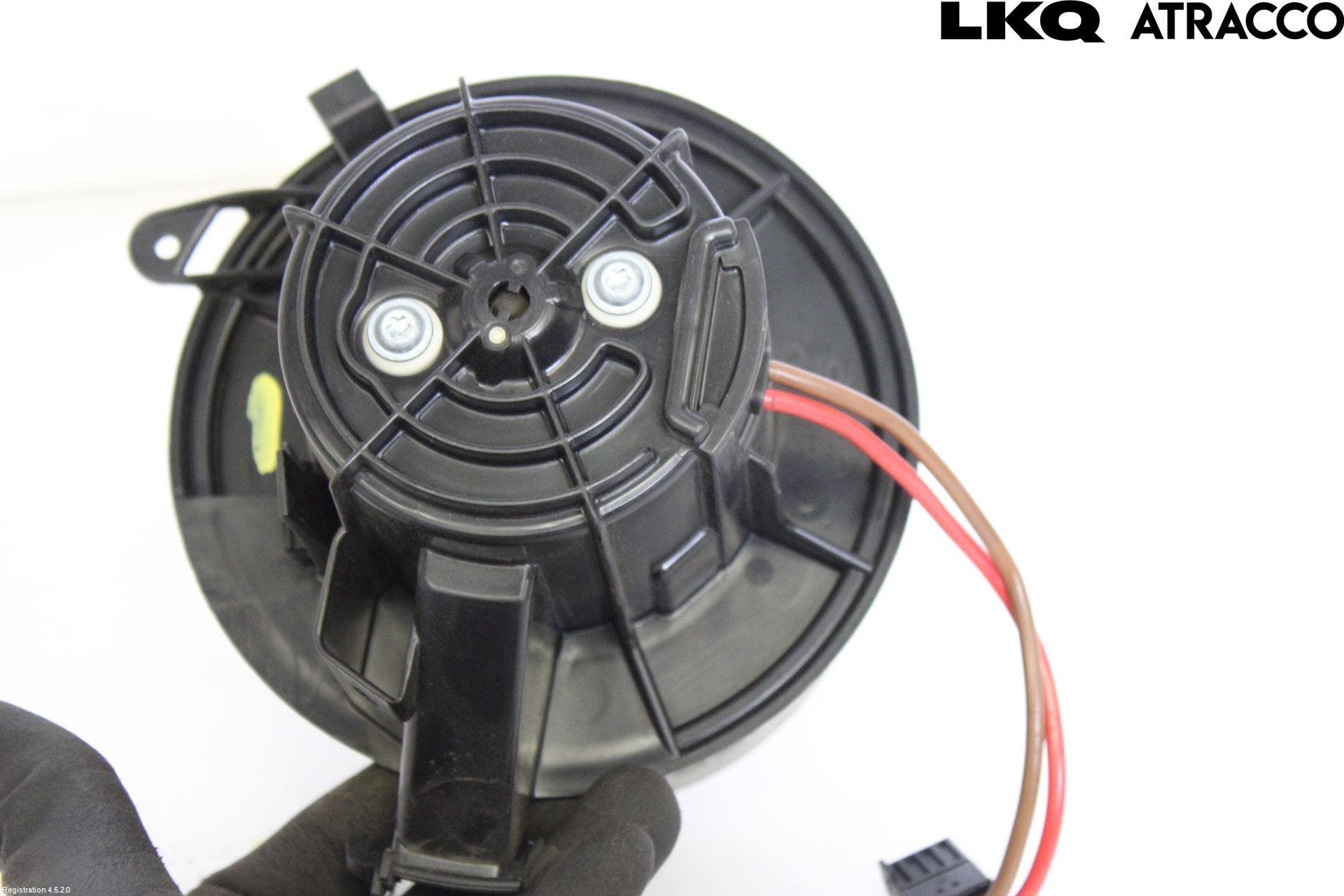 Mercedes-Benz MB C-KLASS (W204) 07-15 Värmefläkt