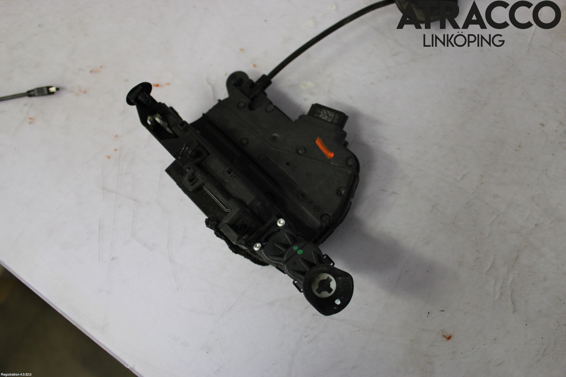 Renault CAPTUR 13-19 Låskista-Dörrlås