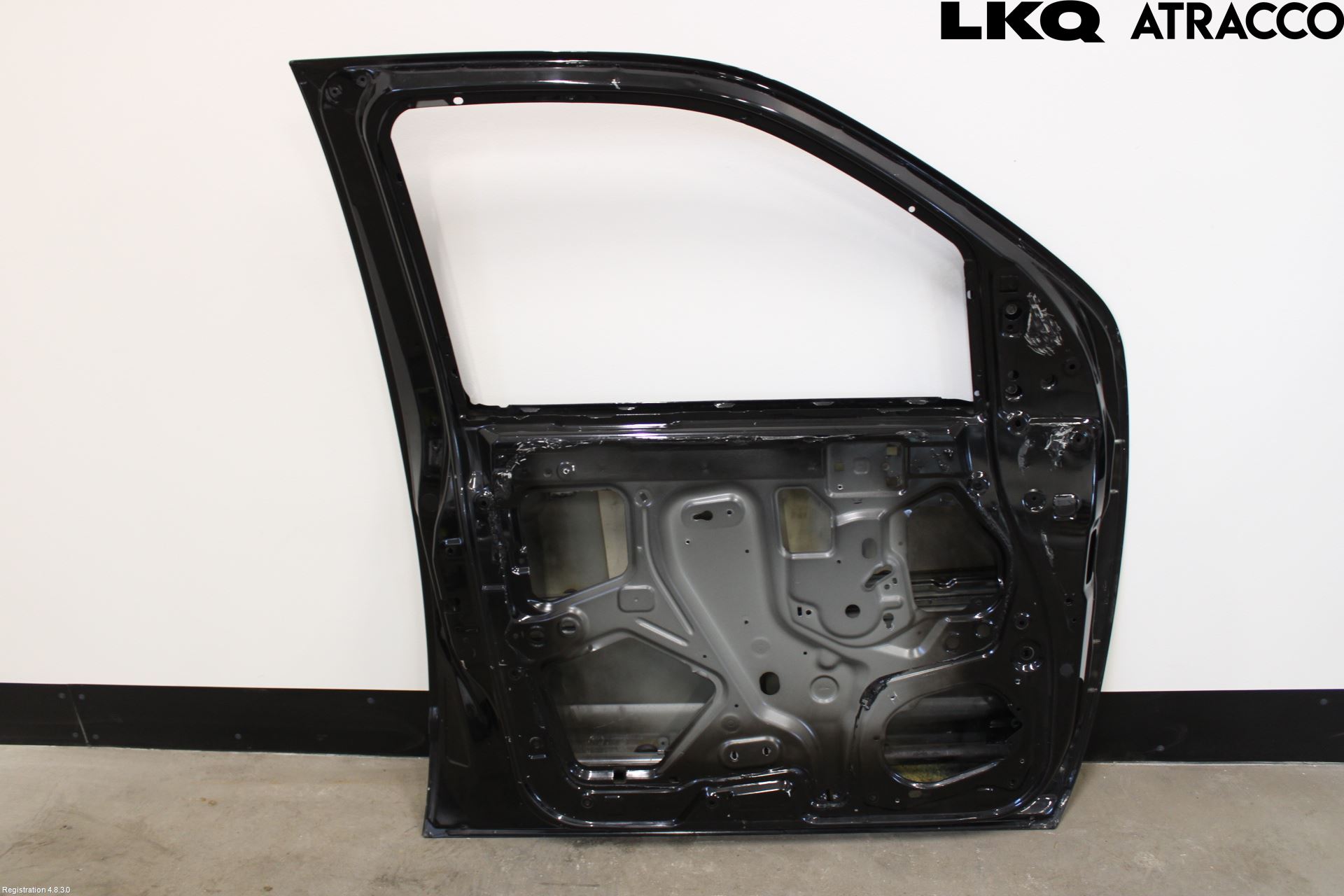 Nissan NAVARA 05-16 Dörr Fram Vänster