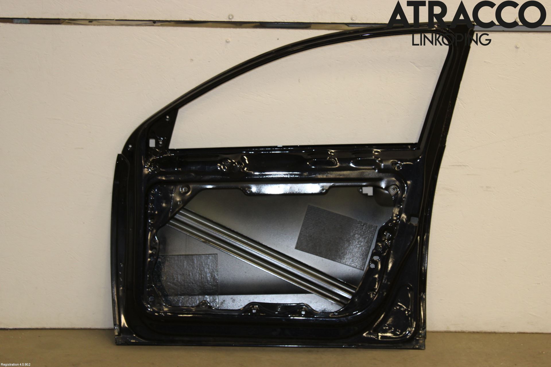 Volkswagen VW PASSAT 11-14 Dörr Fram Höger
