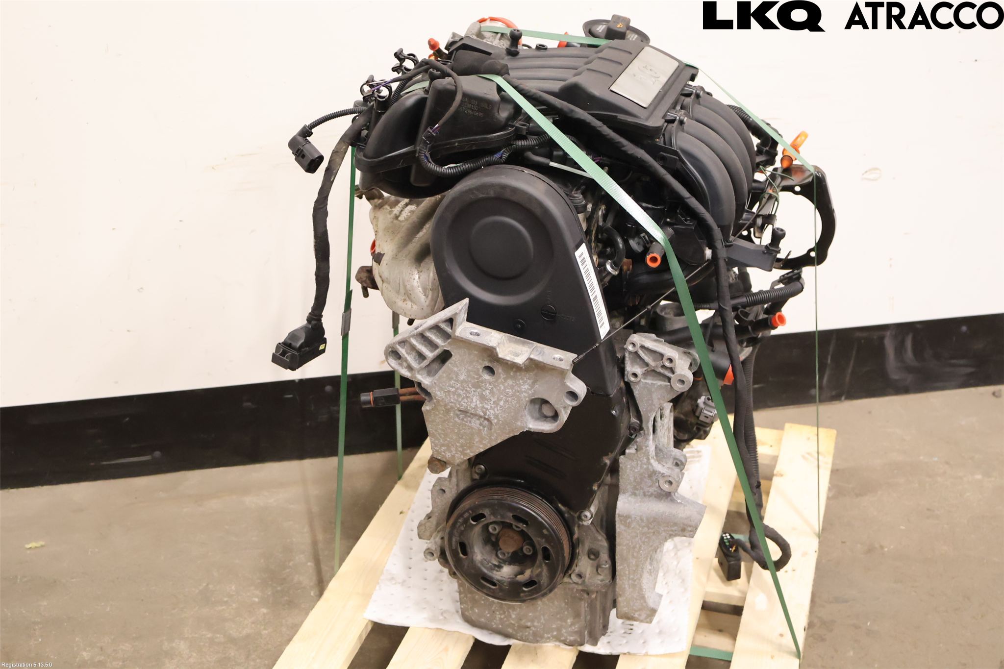 Volkswagen VW GOLF V 04-09 Motor Bensin