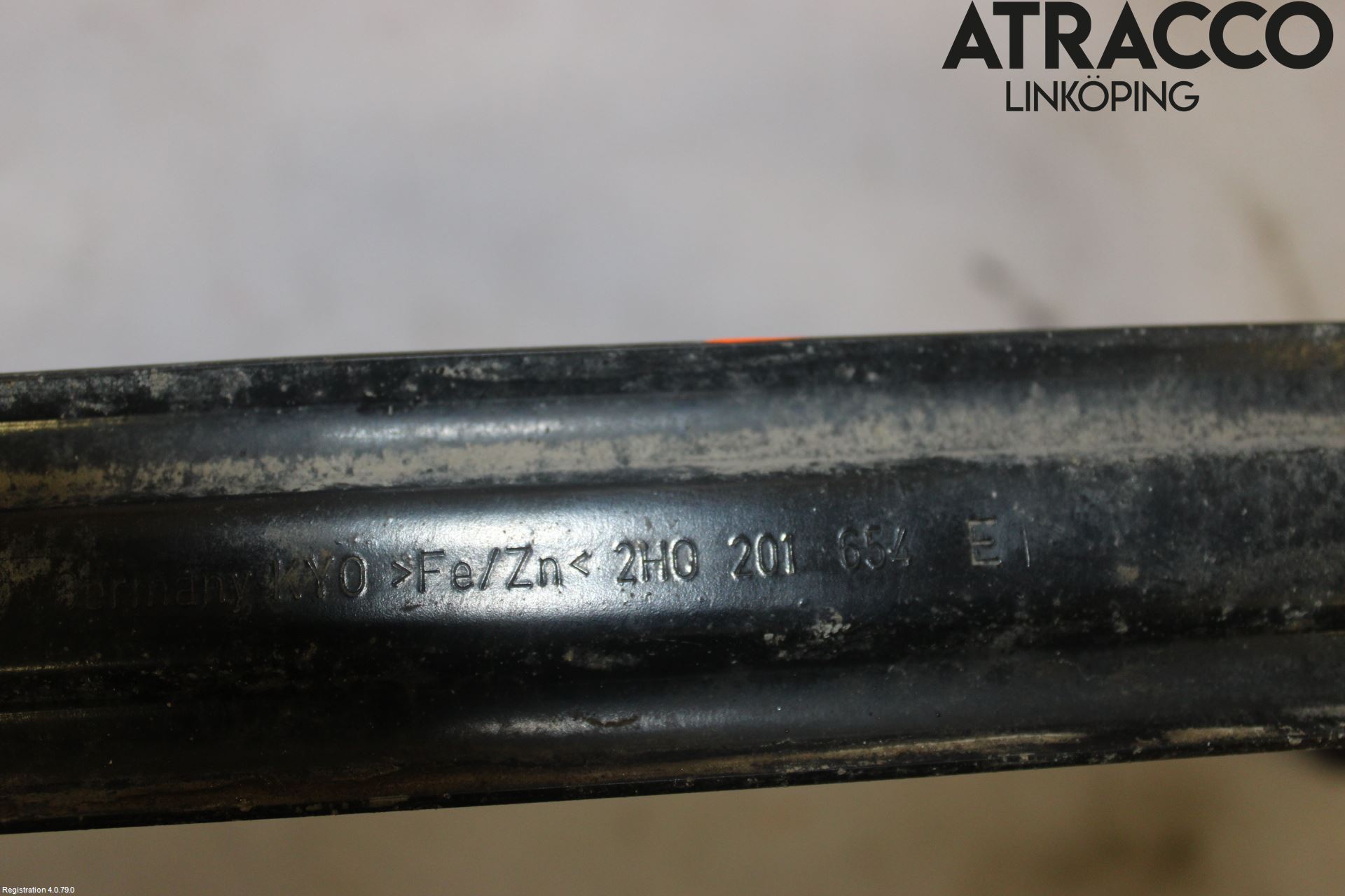 Volkswagen VW AMAROK 2H 10-22 Bränsletanksband