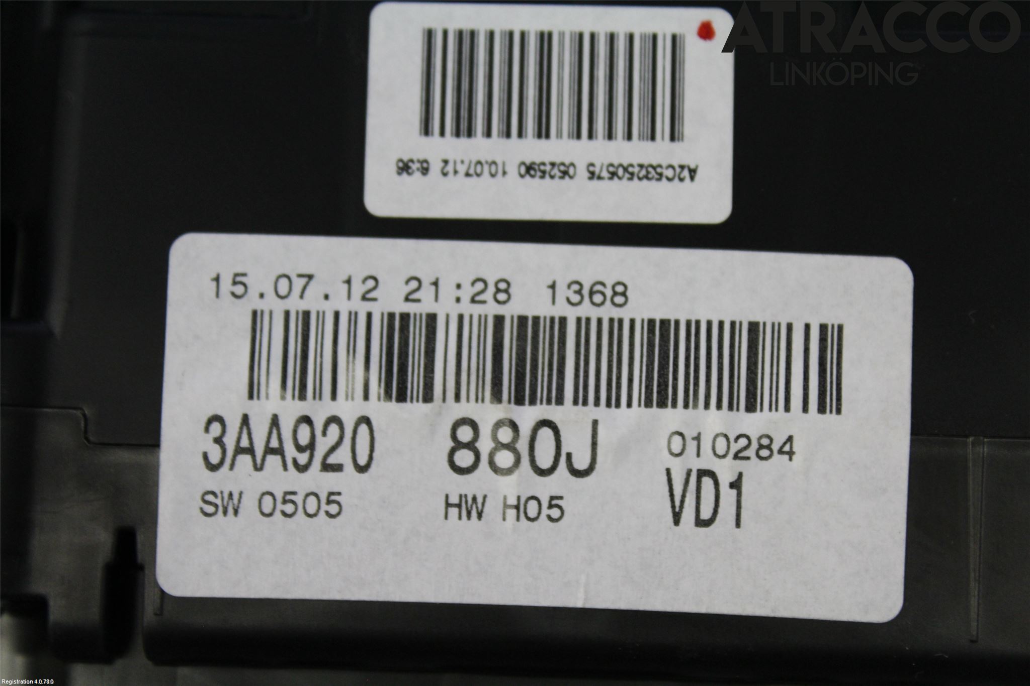 Volkswagen VW PASSAT 11-14 Instrument Komb