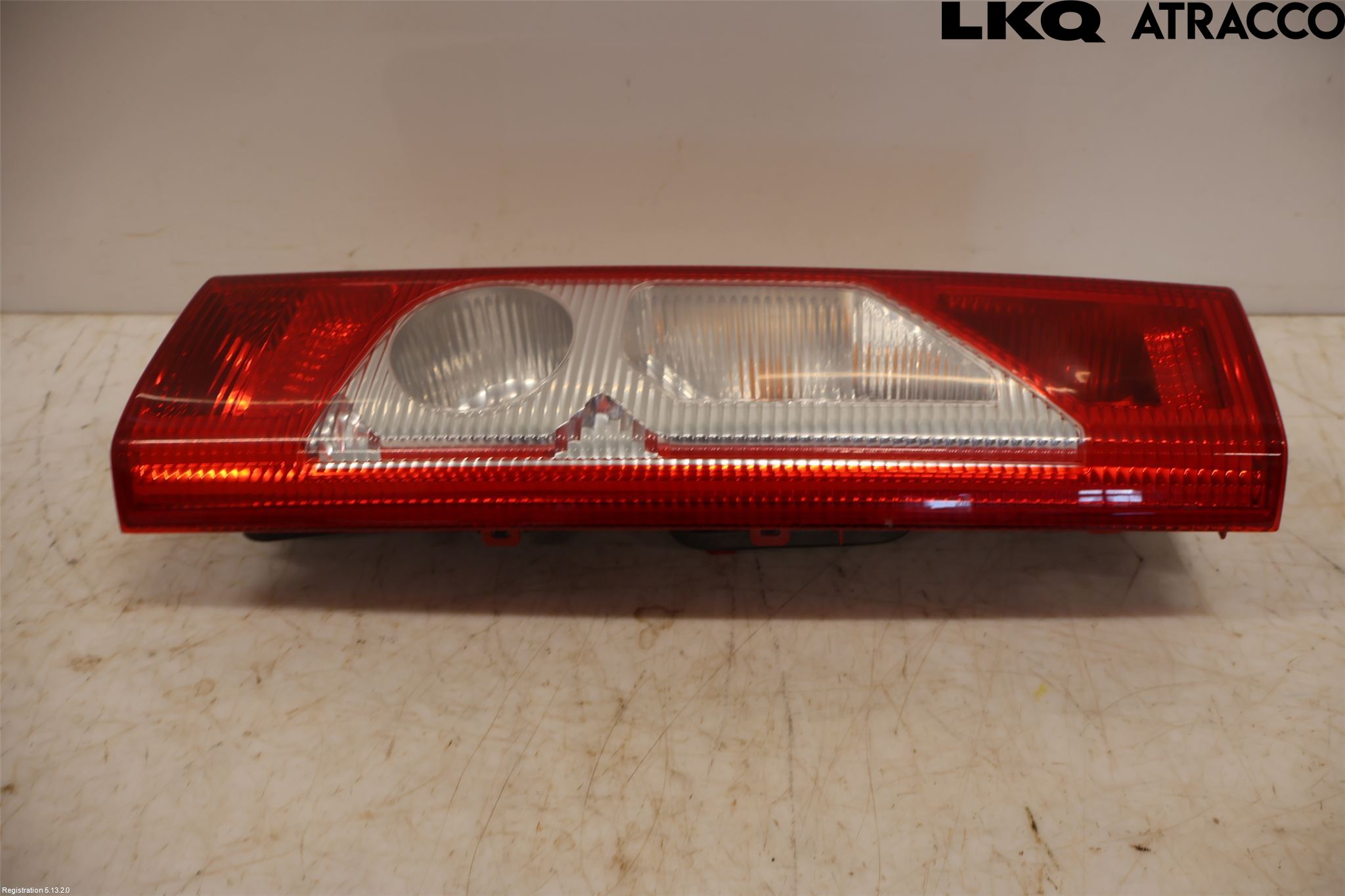 Peugeot EXPERT 15-16 Bakljus Höger