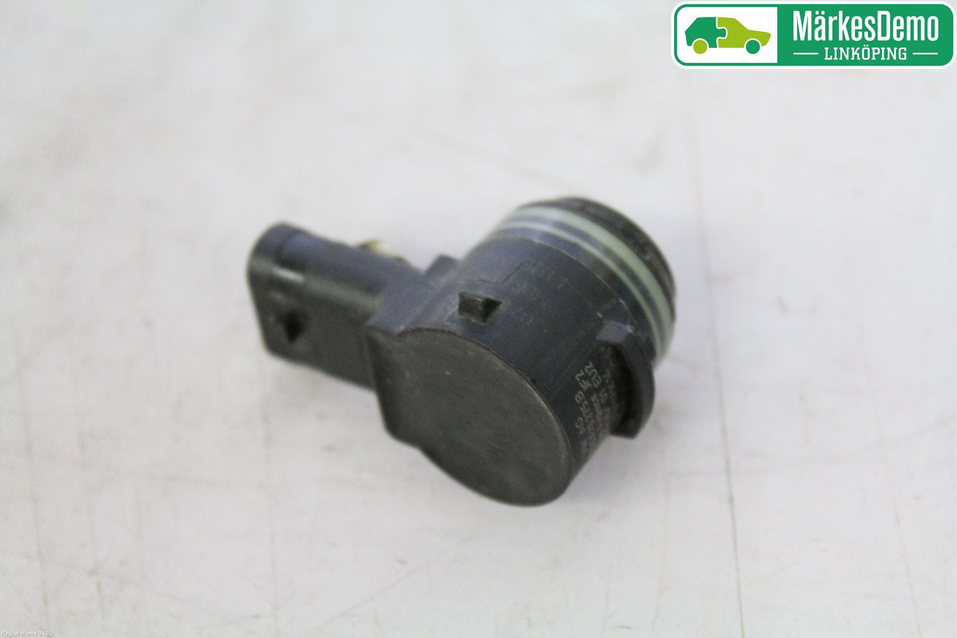 Volkswagen VW GOLF / E-GOLF VII 13-20 Parkeringshjälp Frontsensor